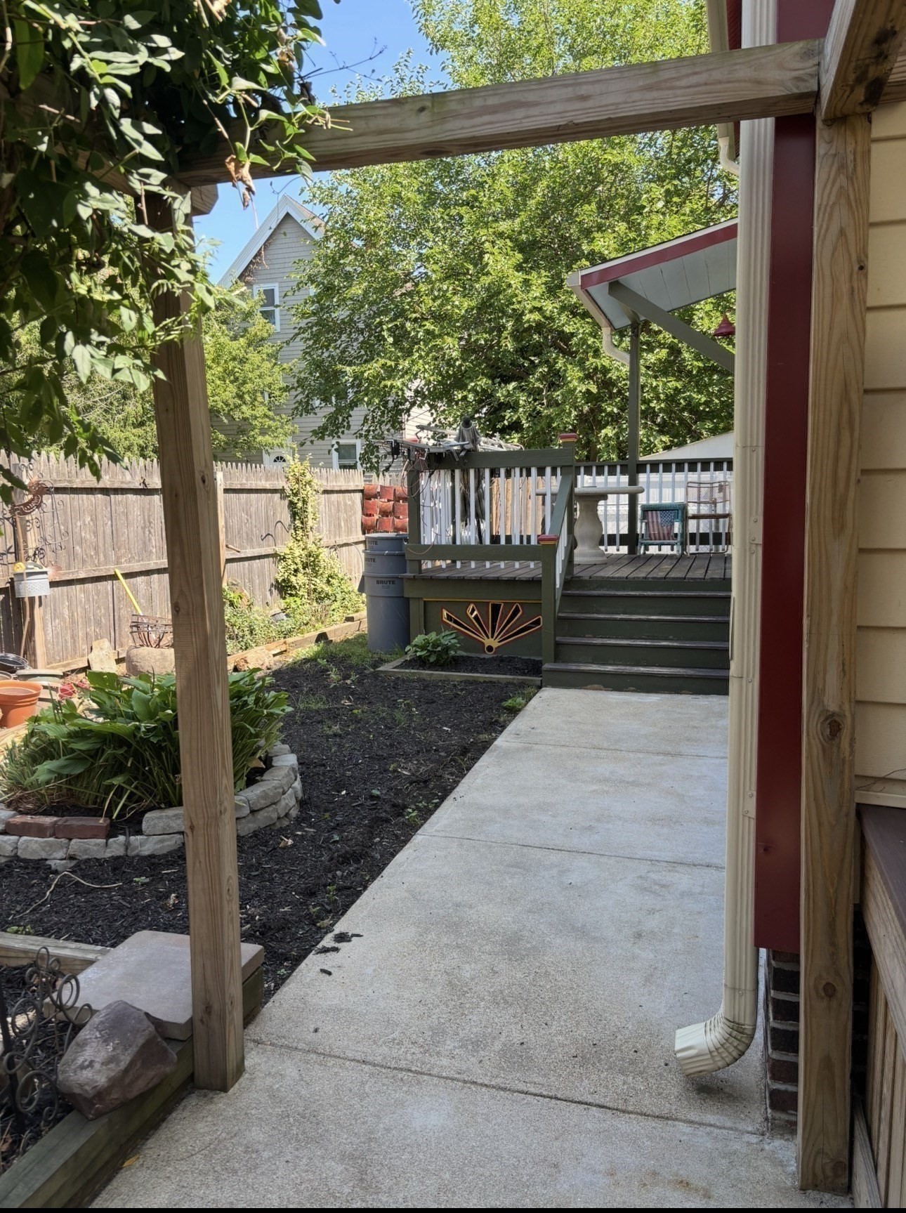 13 Moulton St Property Photo 14