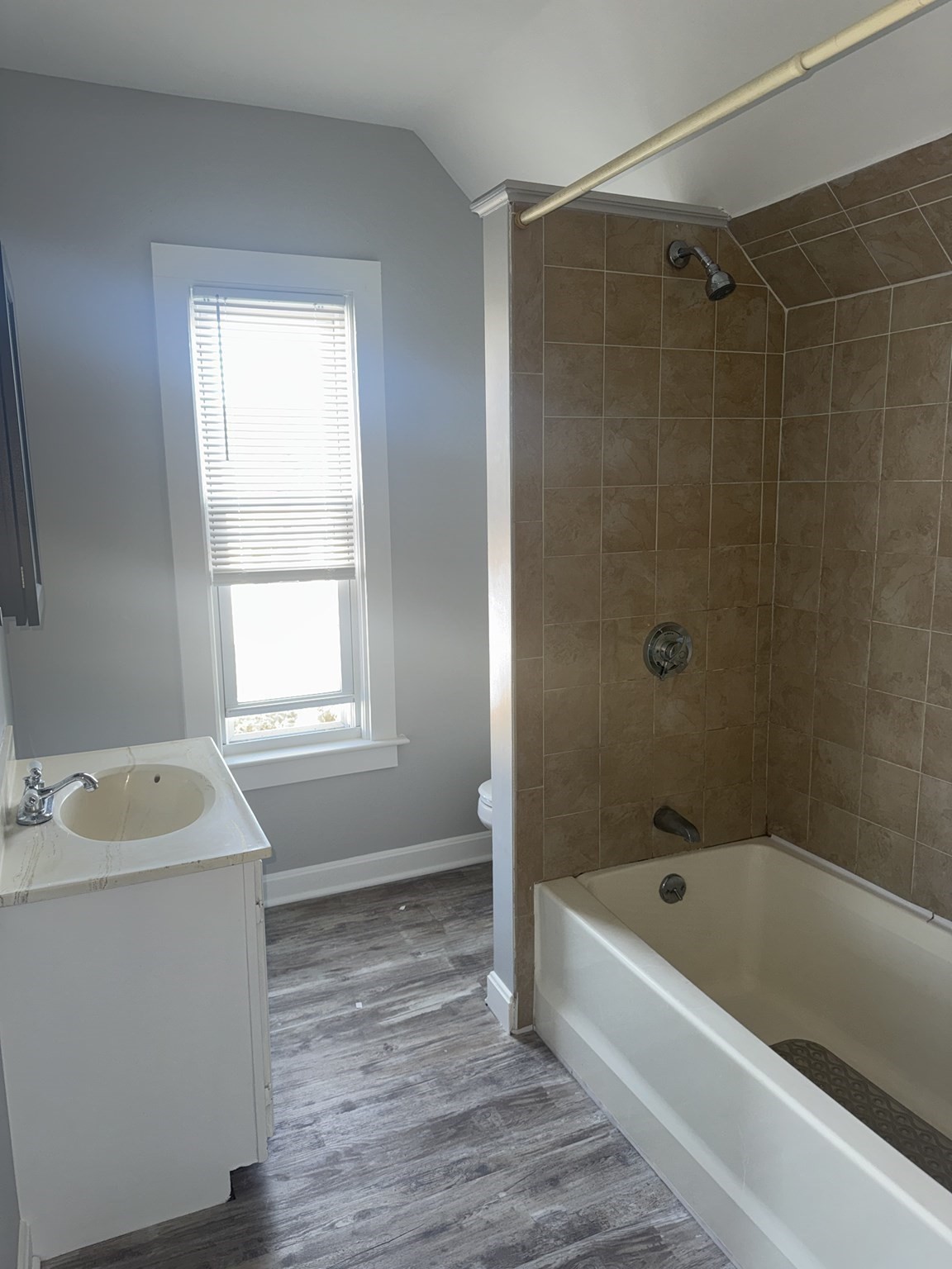 178 Blackmer St # 3 Property Photo 22