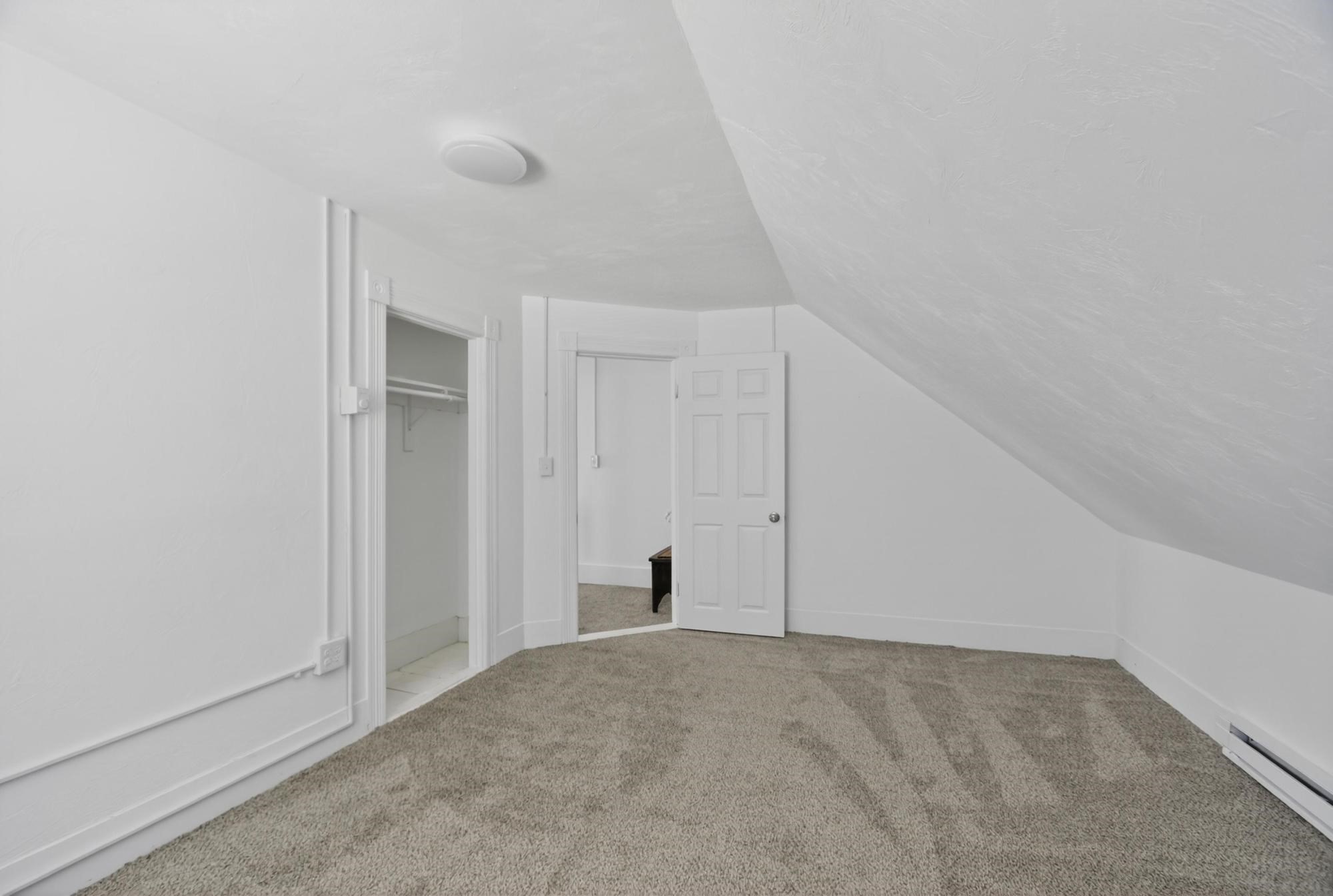 86-88 Cottage St Property Photo 22