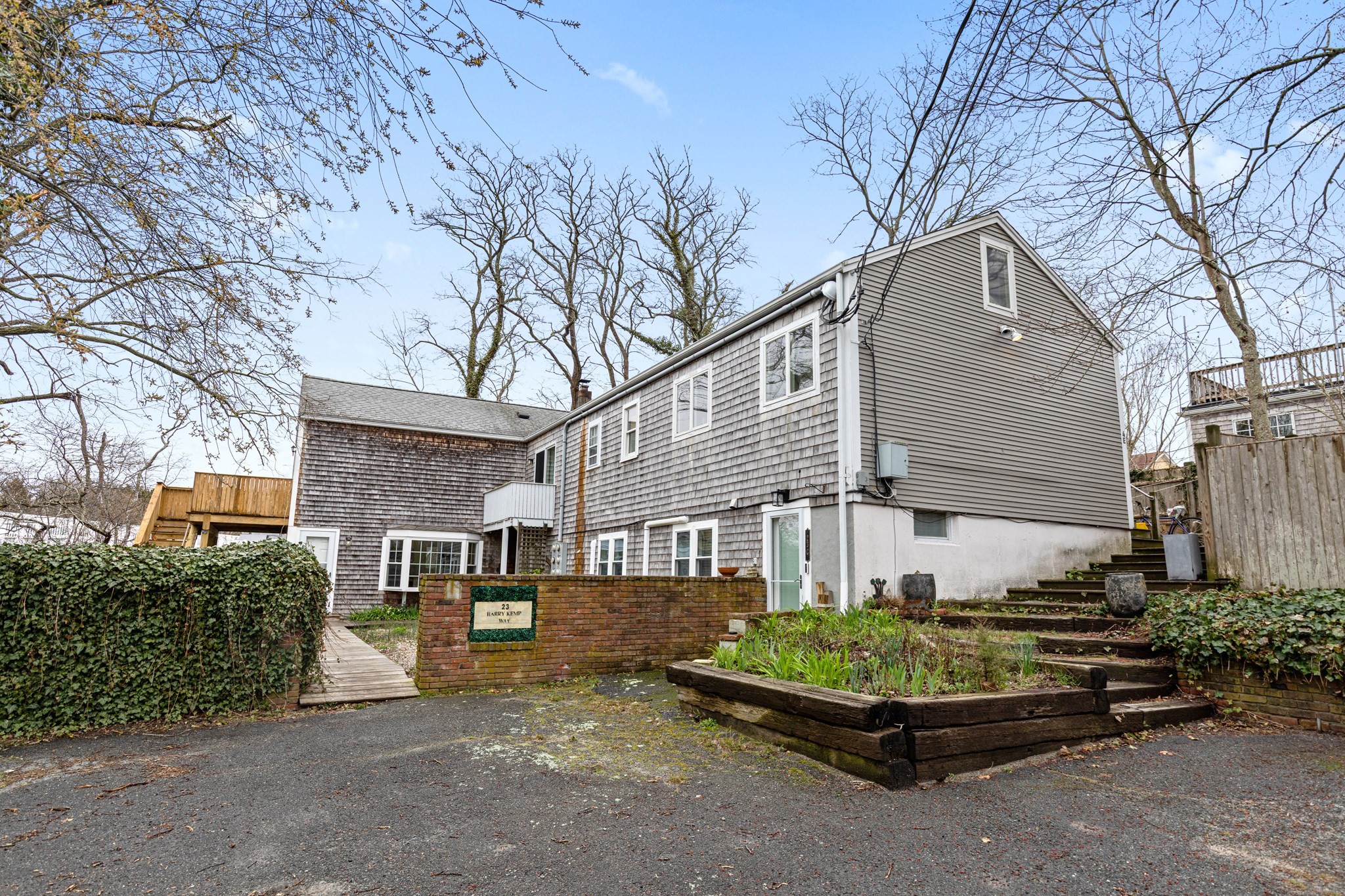 23 Harry Kemp Way # A