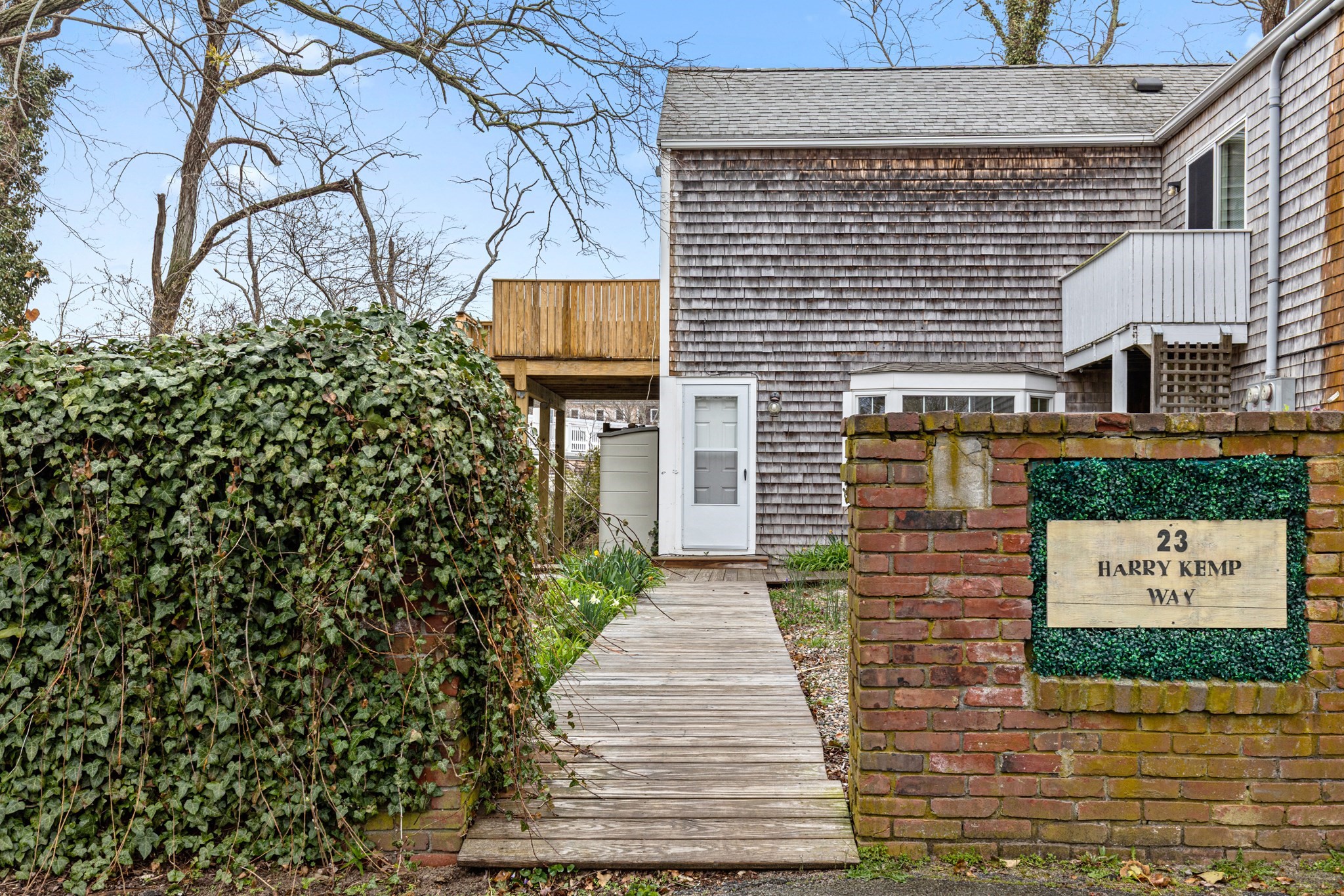23 Harry Kemp Way # A Property Photo 2