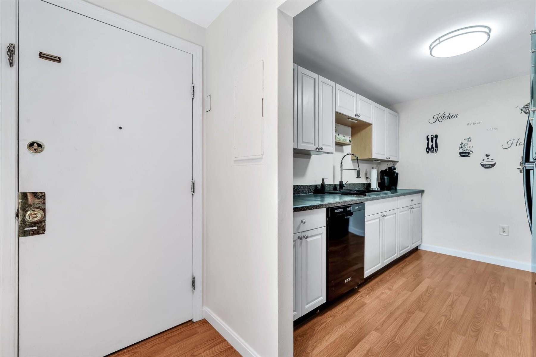 1 Marc Dr # 10 Property Photo 5