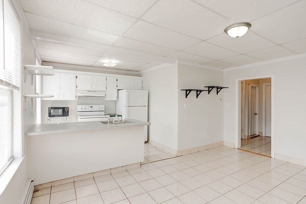 156 Bennington St # 2 Property Photo 1