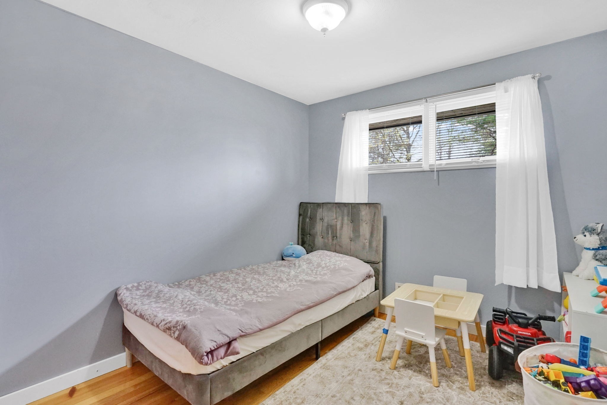 94 Cora Ave Property Photo 32
