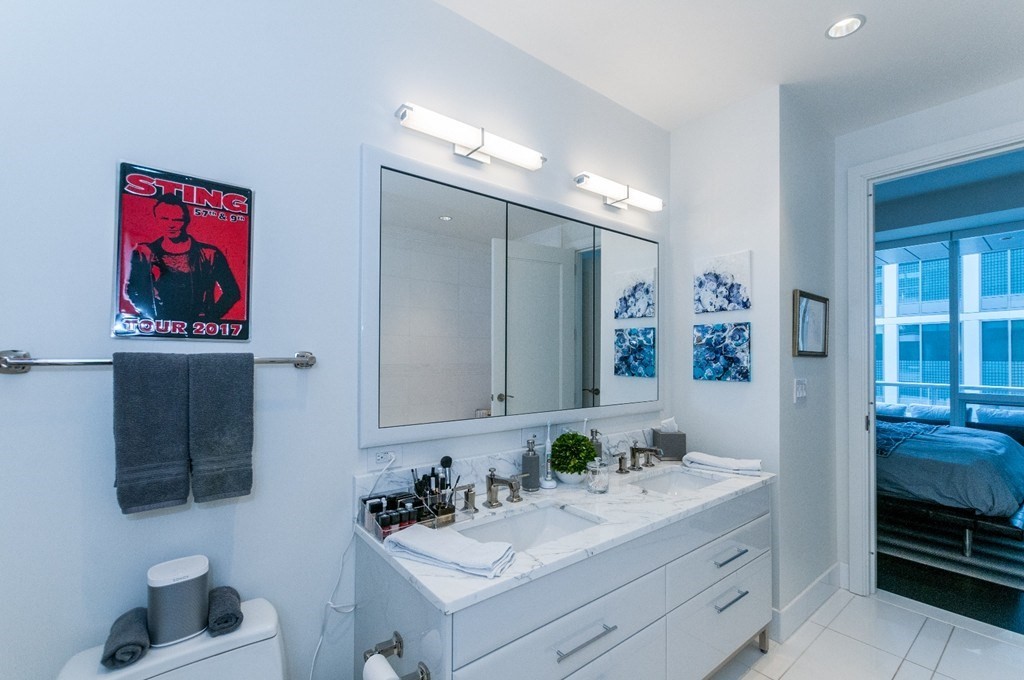 22 Liberty Dr # 10i Property Photo 11