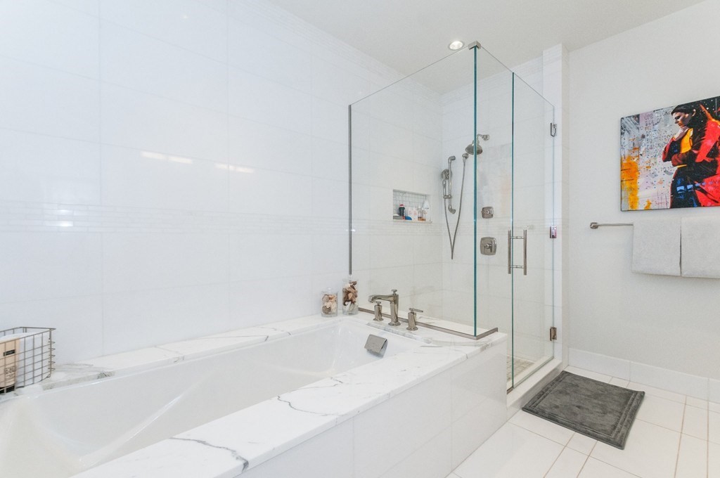 22 Liberty Dr # 10i Property Photo 12
