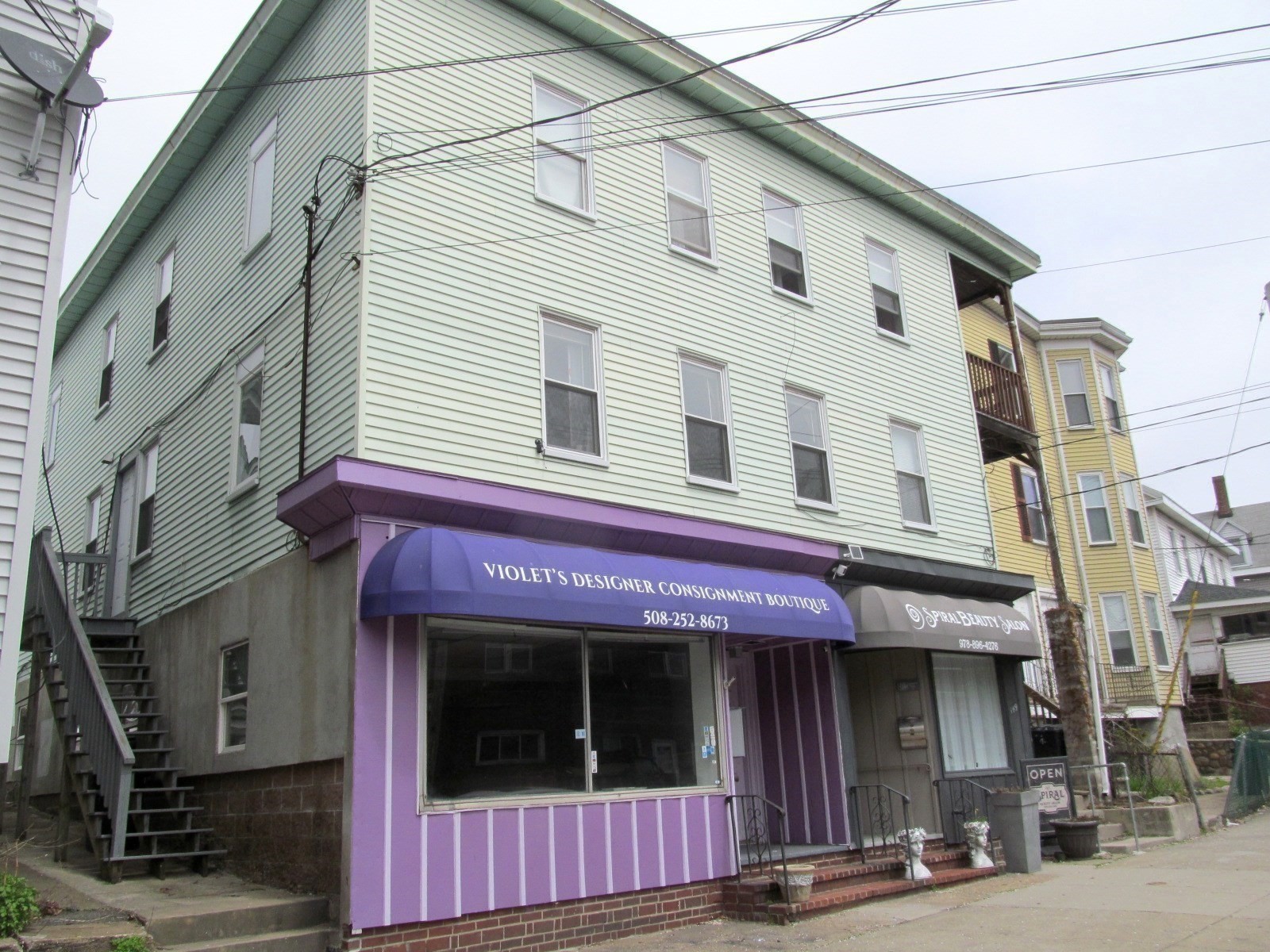149 Washington St Property Photo 3