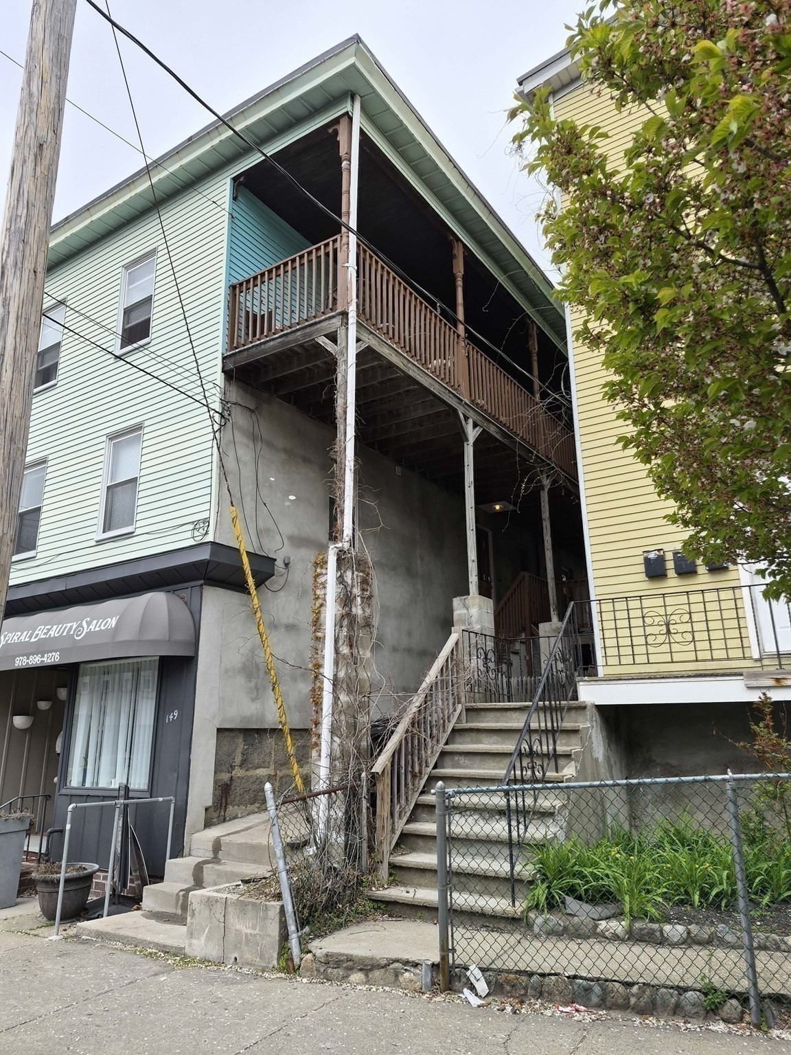 149 Washington St Property Photo 7