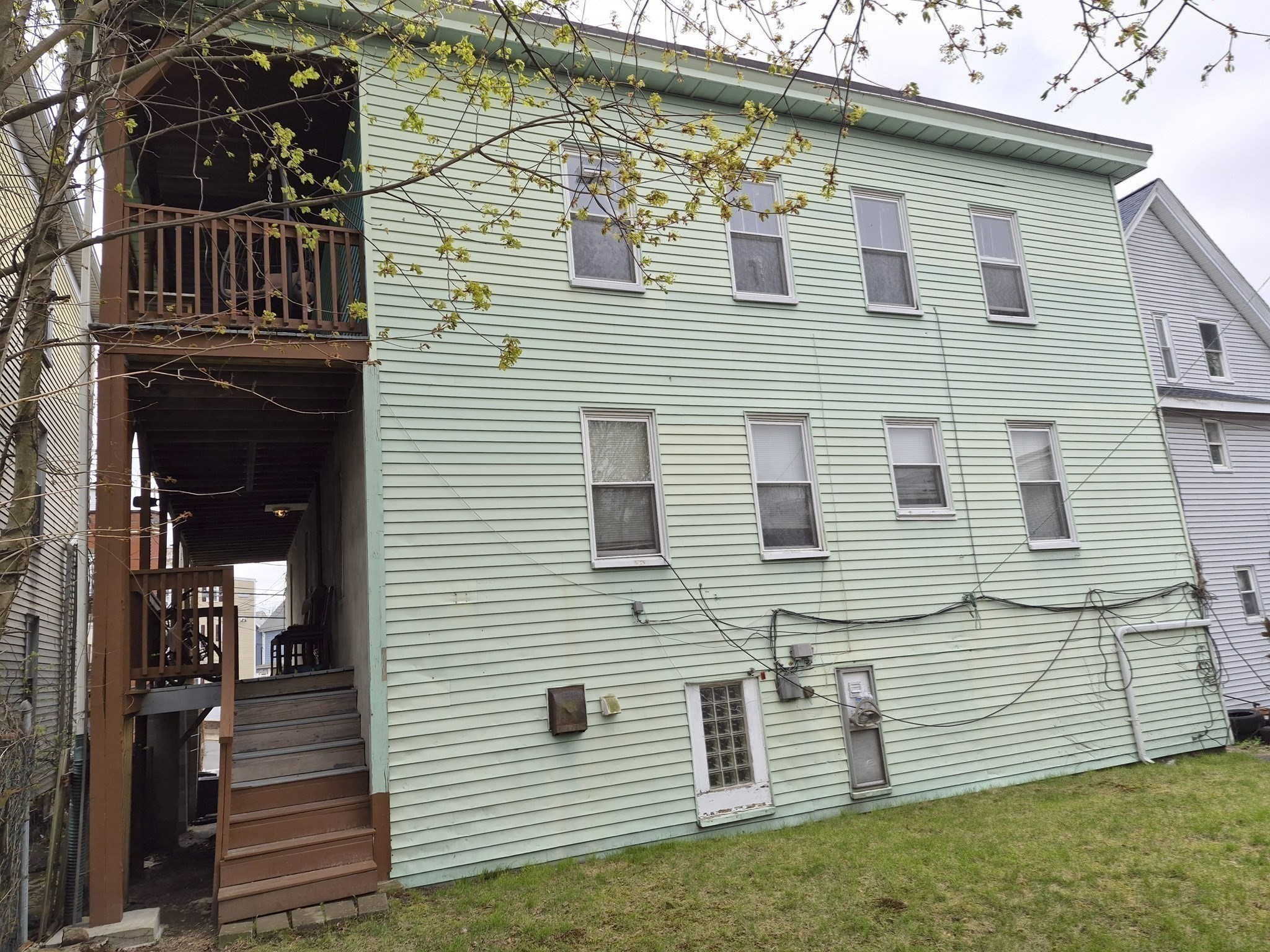 149 Washington St Property Photo 10