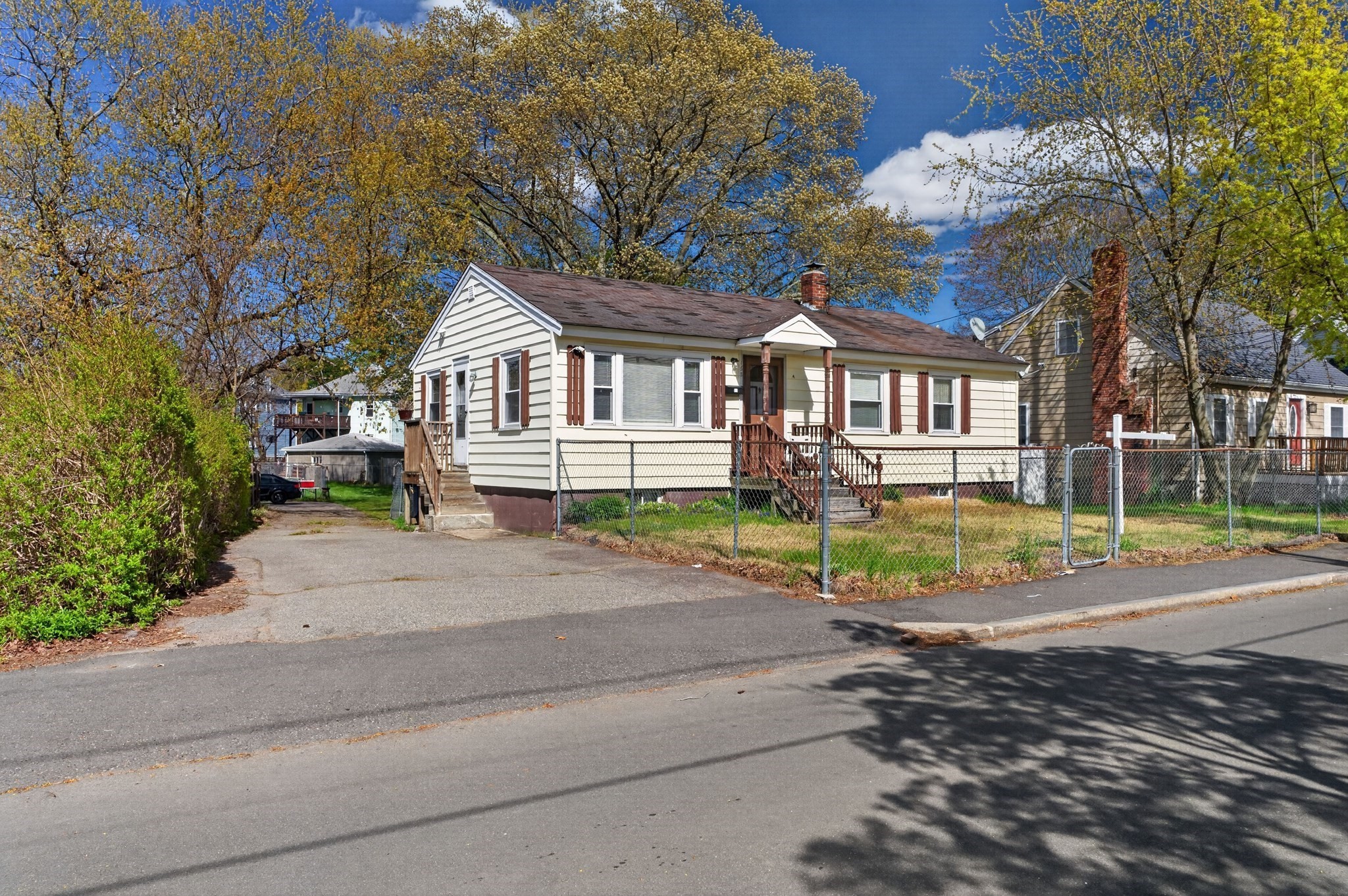 168 Main Street Property Photo 1