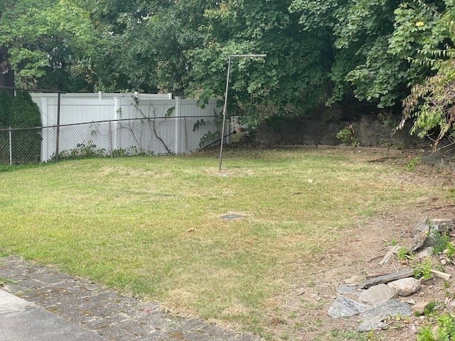 259 Massasoit Rd Property Photo 15