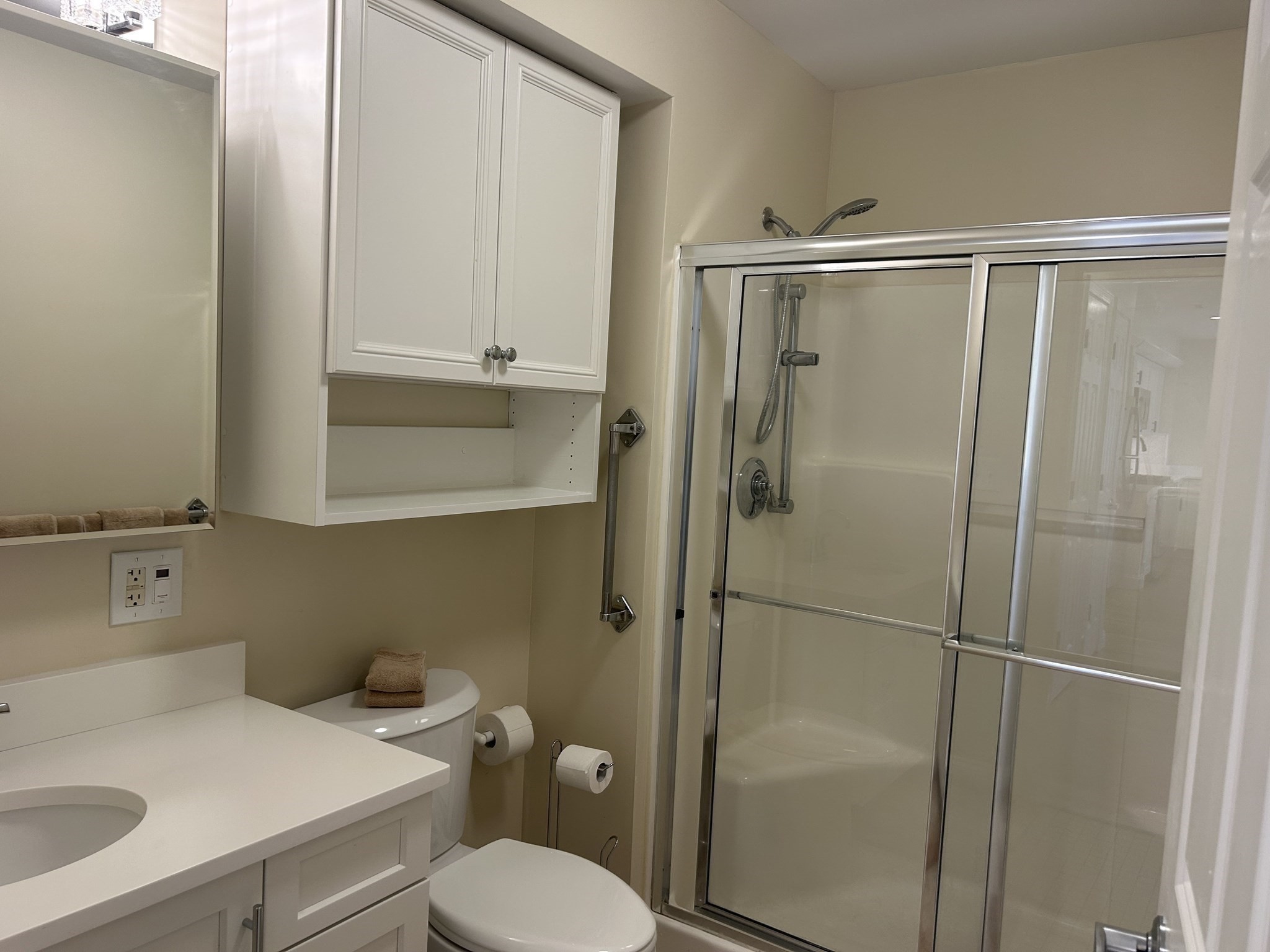 141 Chestnut St # 202 Property Photo 5