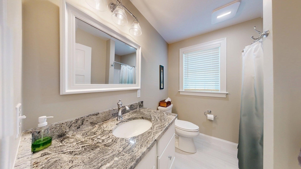 287 Wareham Property Photo 8