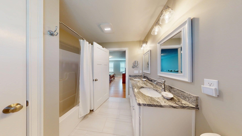 287 Wareham Property Photo 15