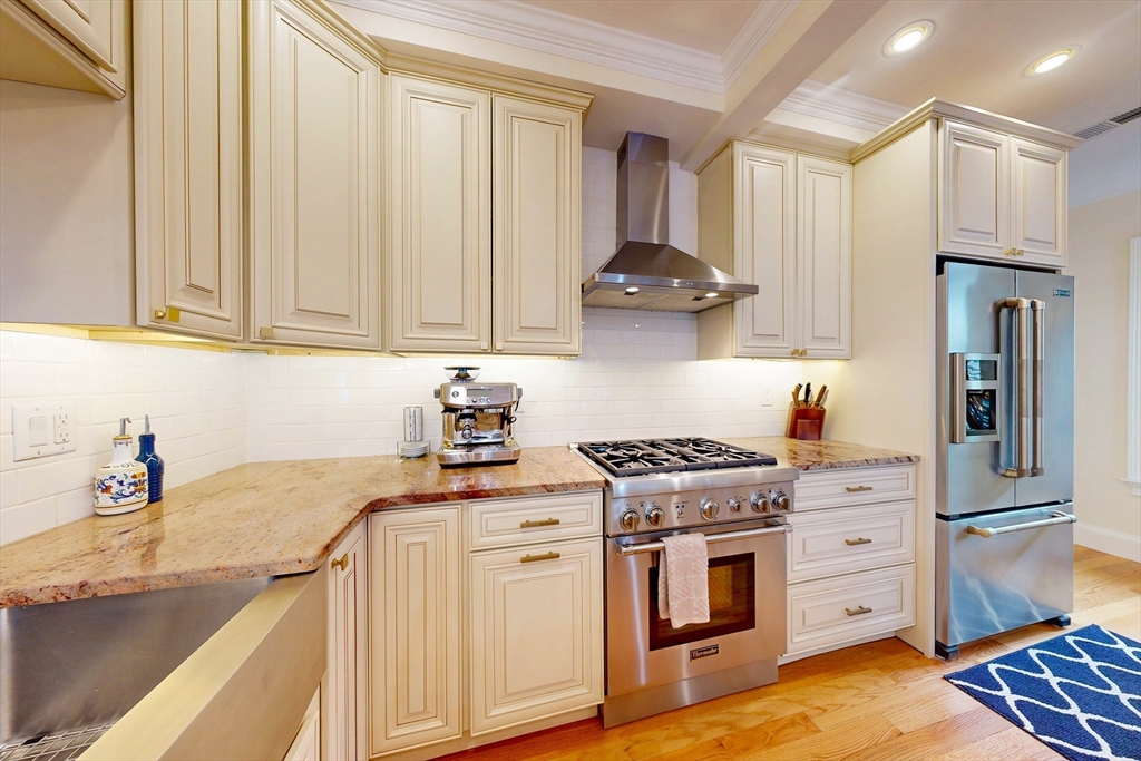 17 Hammond Street # 2 Property Photo 3