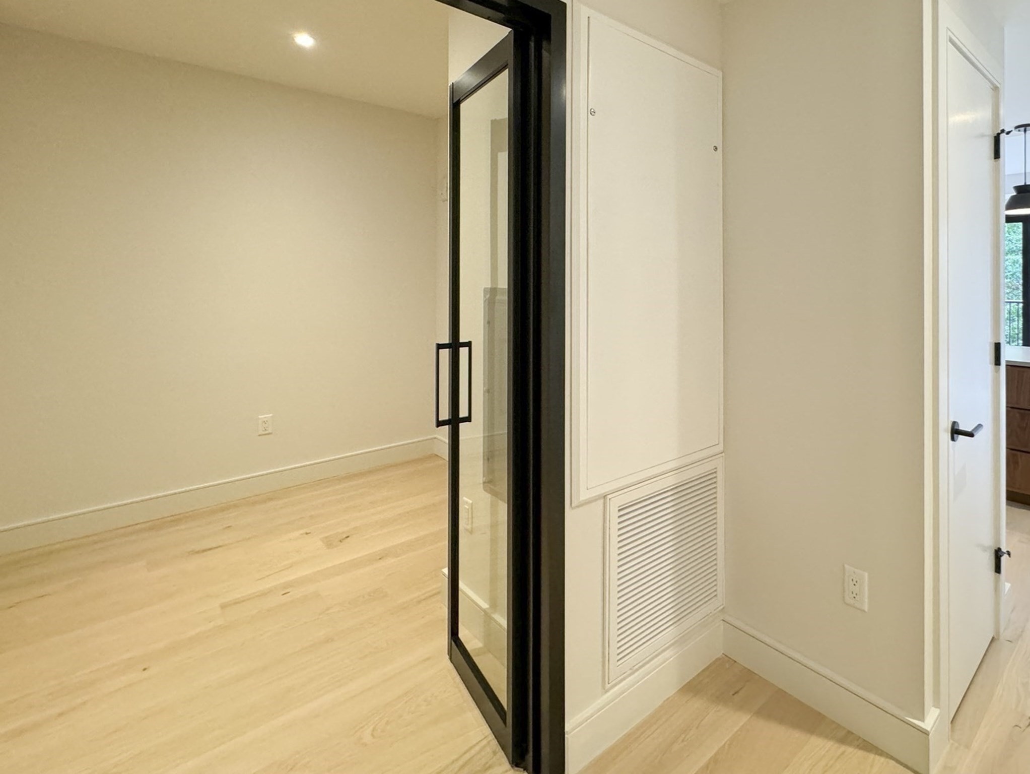 1 Nevins Hill Way # 507 Property Photo 8