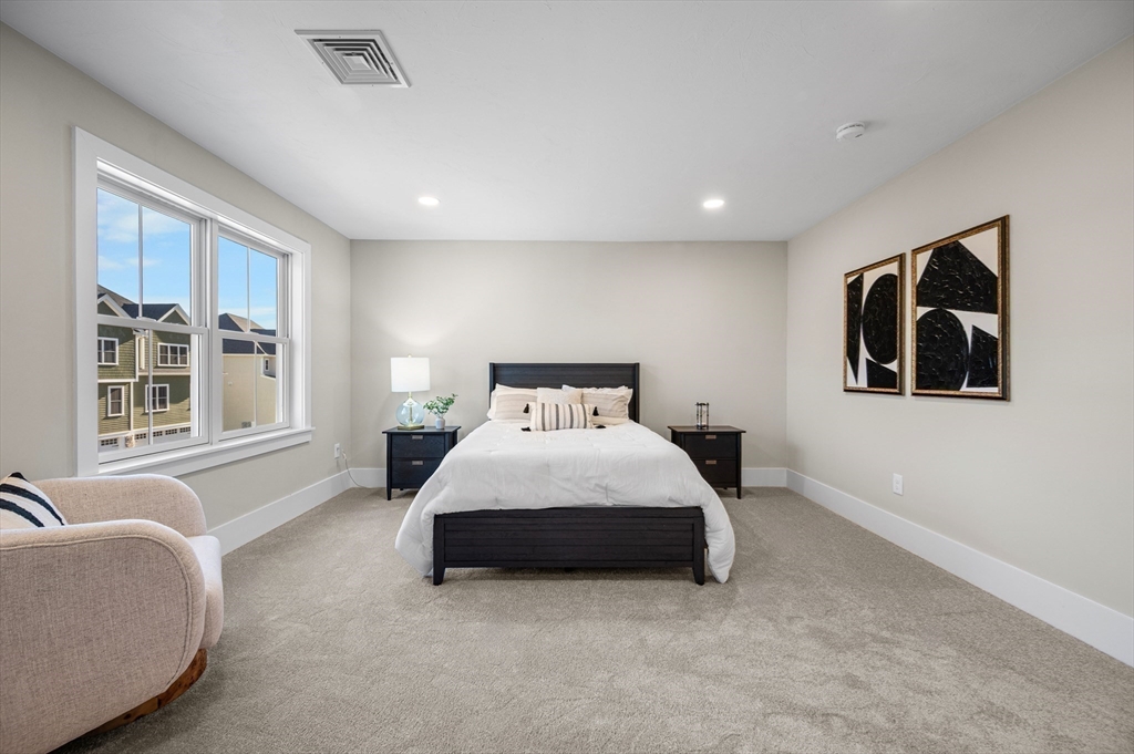 31 Thomas Mann Circle # 20 Property Photo 10