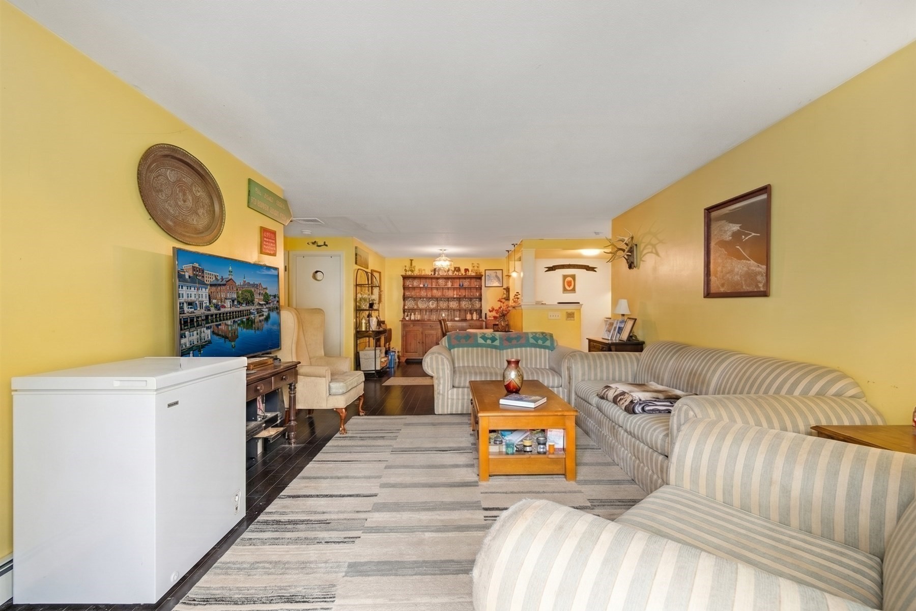 2 Marc Dr Property Photo 14