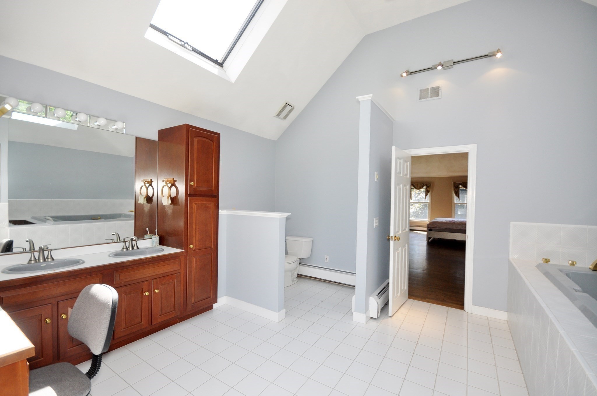 9 Breezy Point Rd Property Photo 29