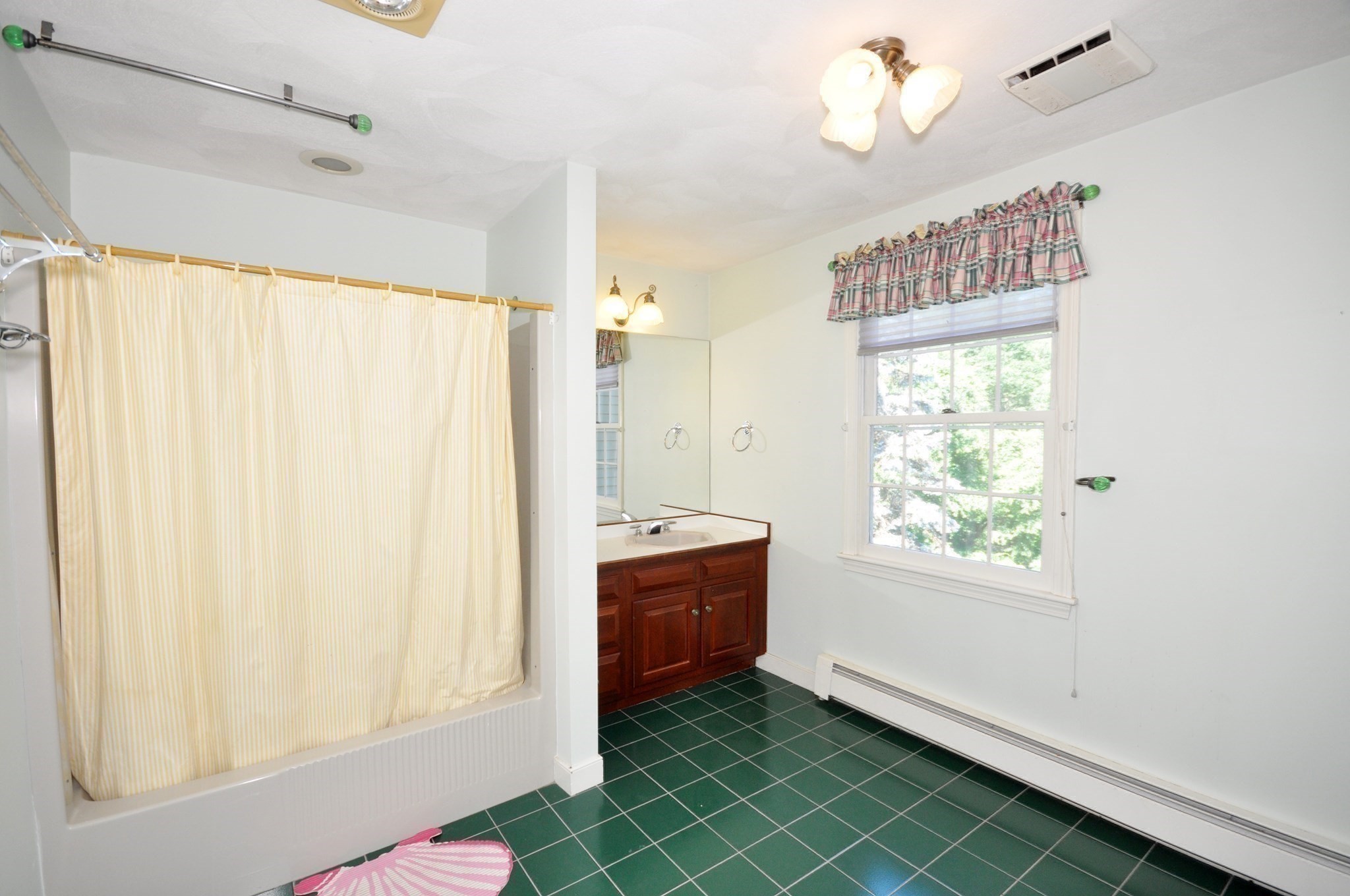 9 Breezy Point Rd Property Photo 34