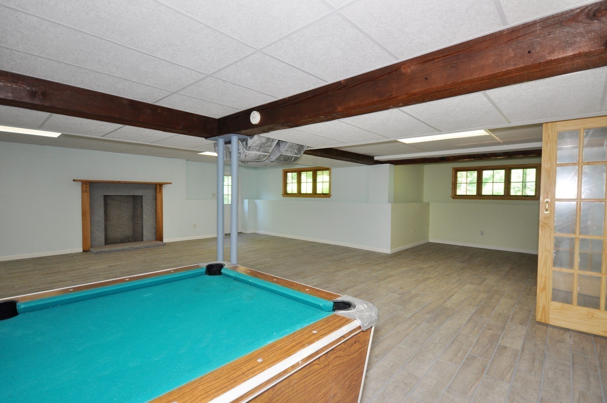 9 Breezy Point Rd Property Photo 37