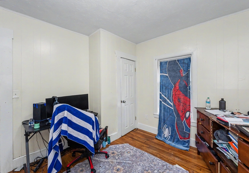 492 Fletcher St Property Photo 31