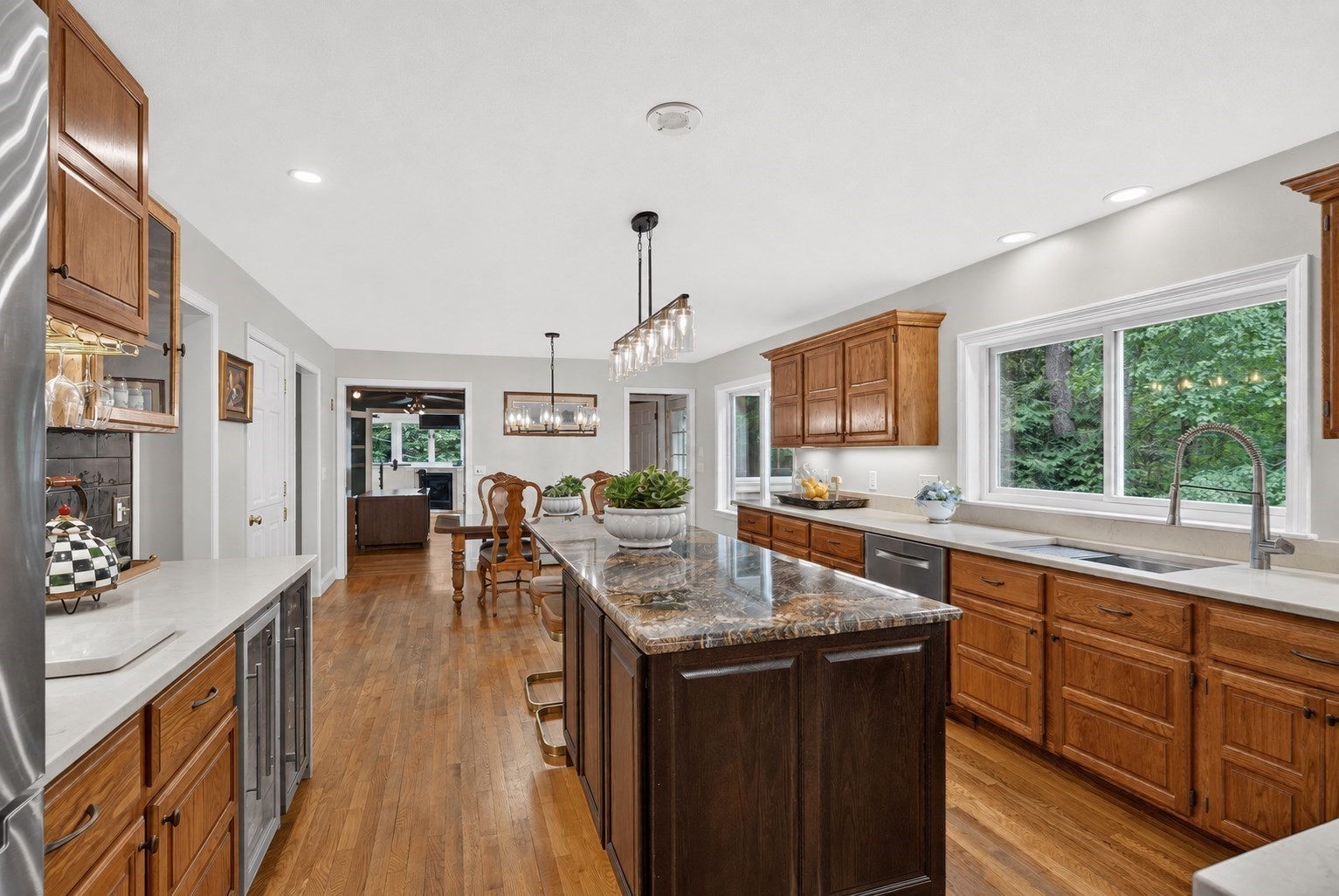 19 Pheasant Lane Property Photo 11