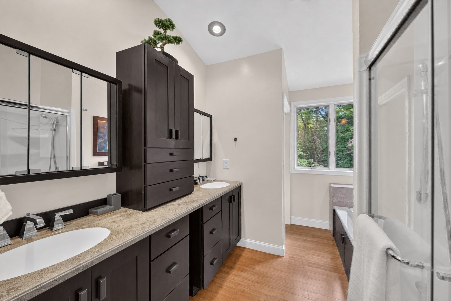 19 Pheasant Lane Property Photo 18