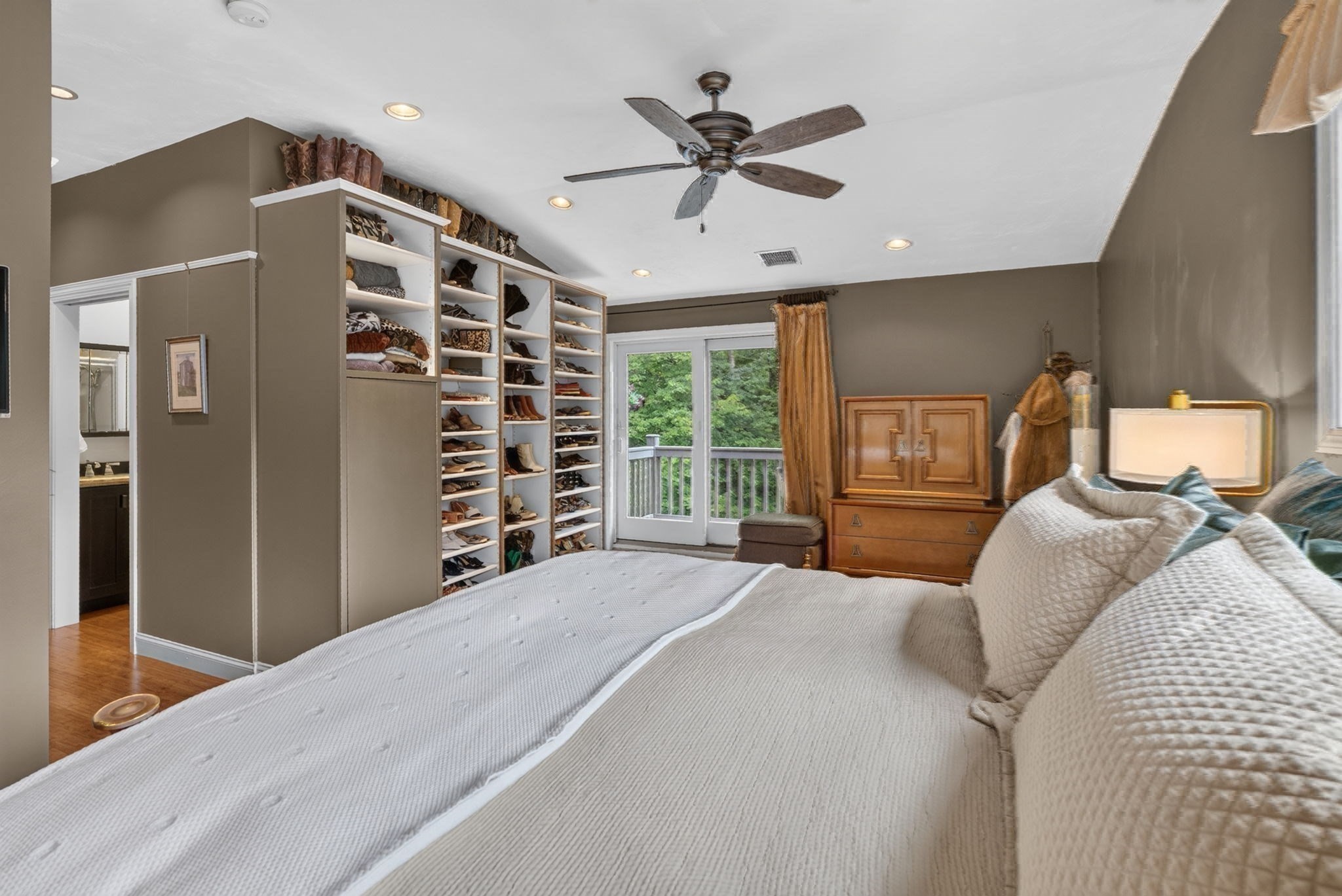 19 Pheasant Lane Property Photo 22