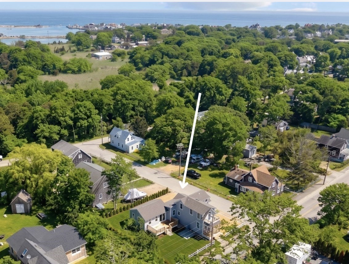 33 Vineyard Ave Property Photo 4
