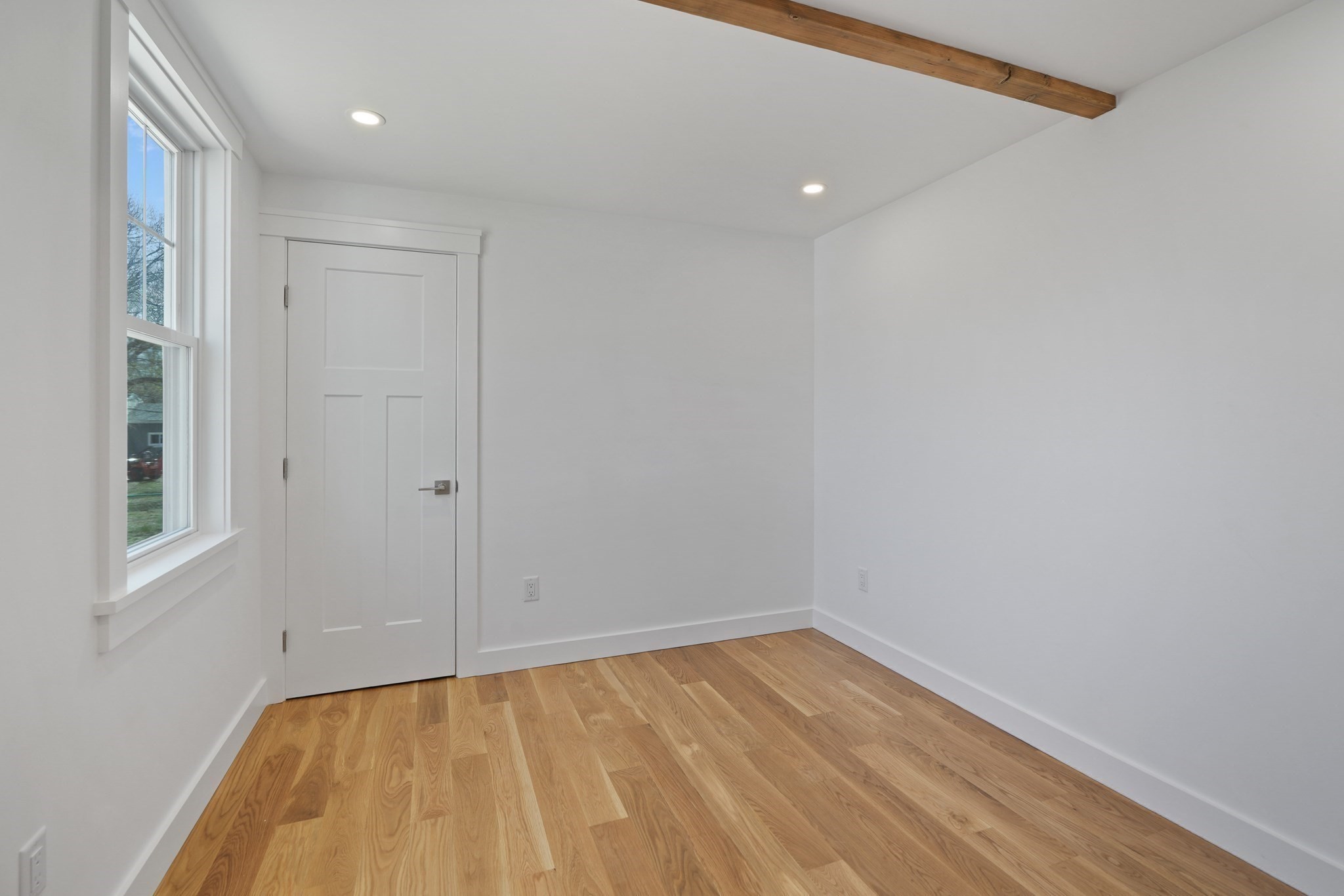 33 Vineyard Ave Property Photo 28