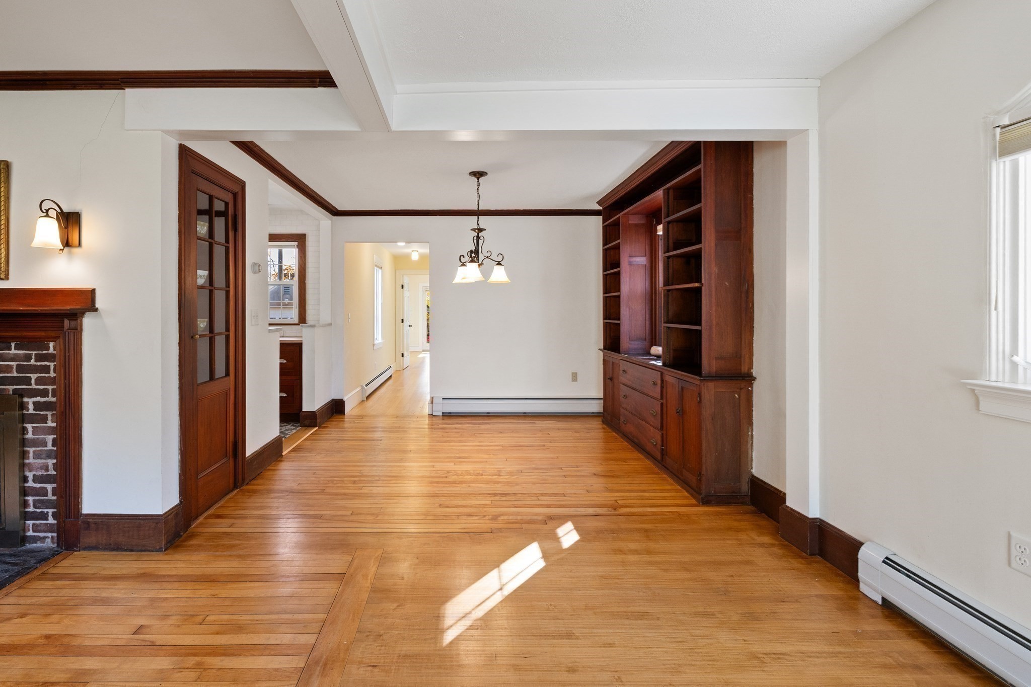 61 Woodlawn Ave Property Photo 17
