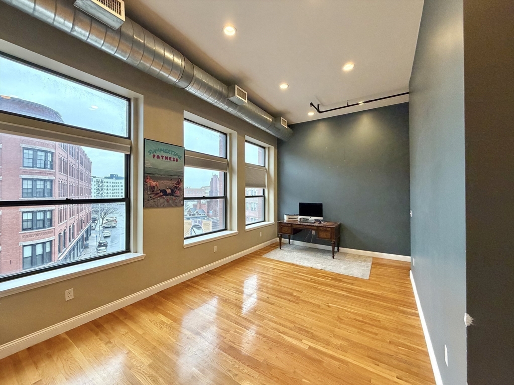 54 Central Sq # 4a Property Photo 8