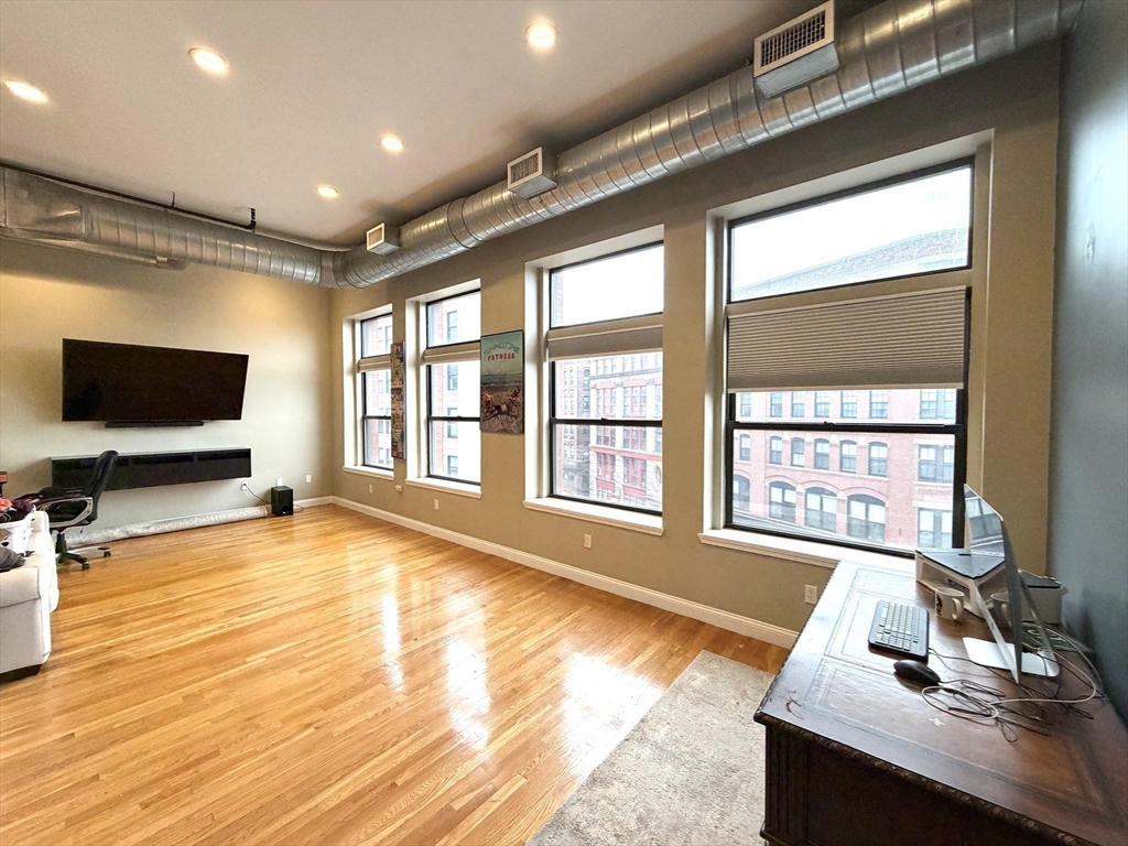 54 Central Sq # 4a Property Photo 9