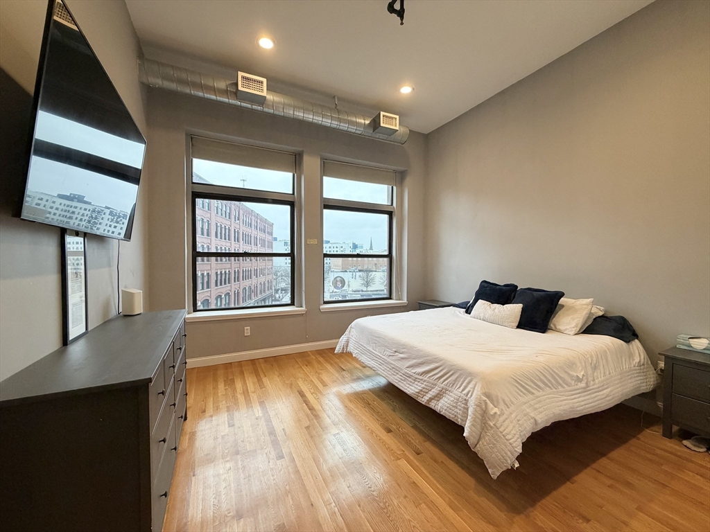 54 Central Sq # 4a Property Photo 17