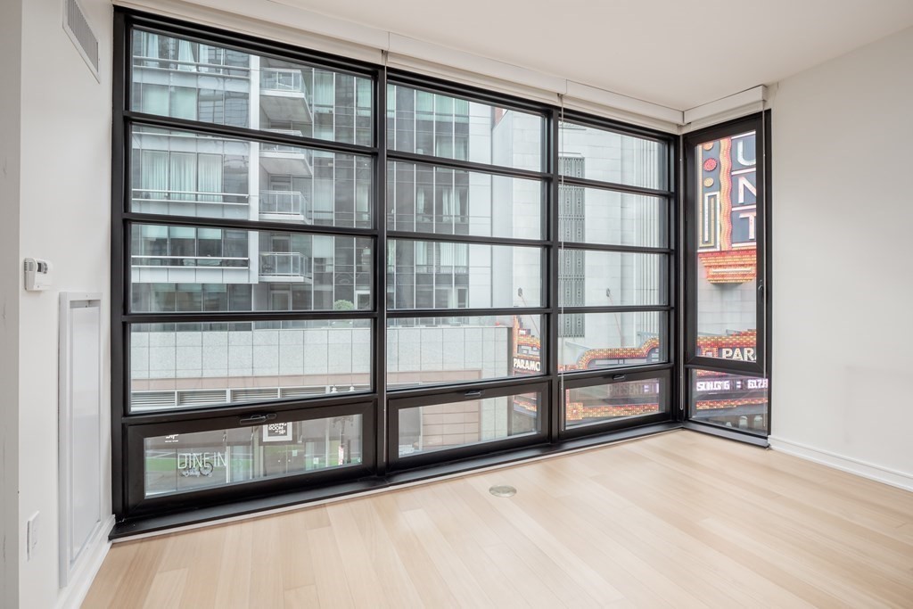 580 Washington # 311 Property Photo 1