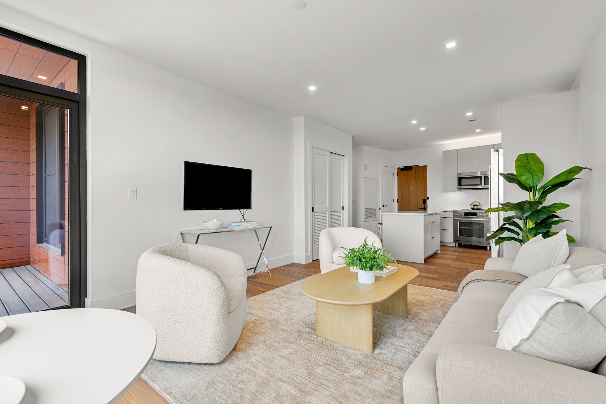 1515 Commonwealth Ave # 603 Property Photo 8
