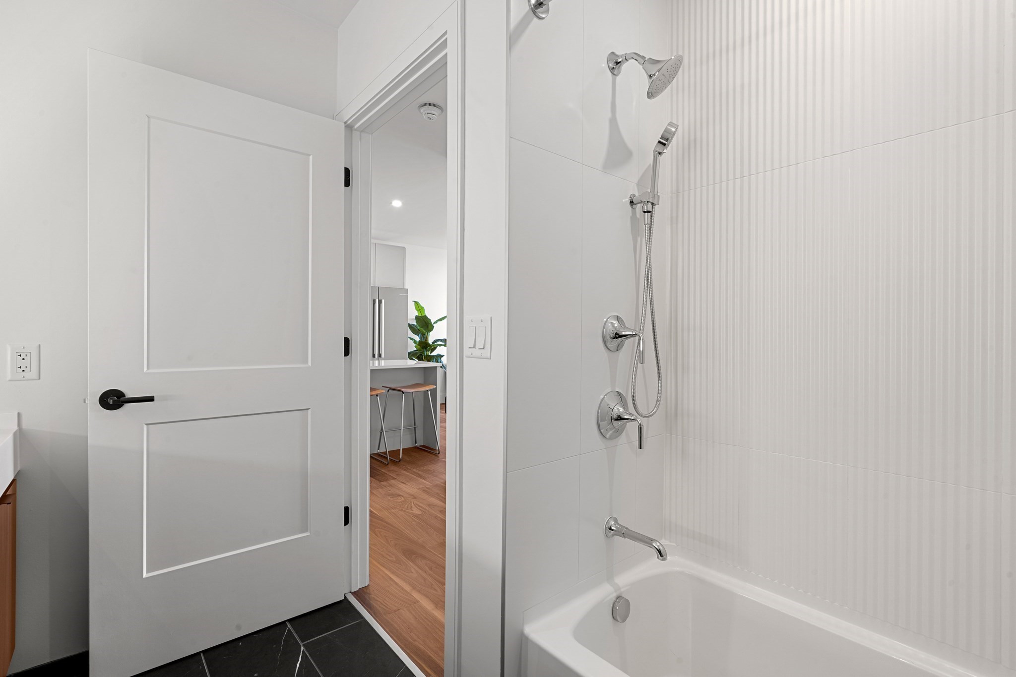 1515 Commonwealth Ave # 603 Property Photo 12