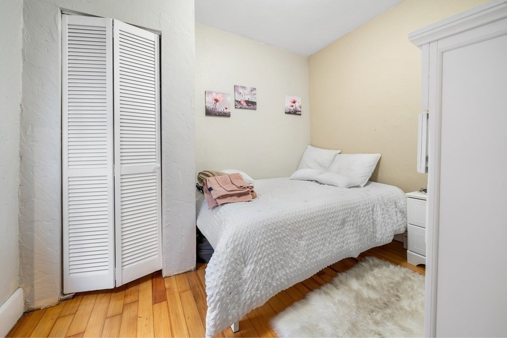 77 Webster St # 2 Property Photo 7