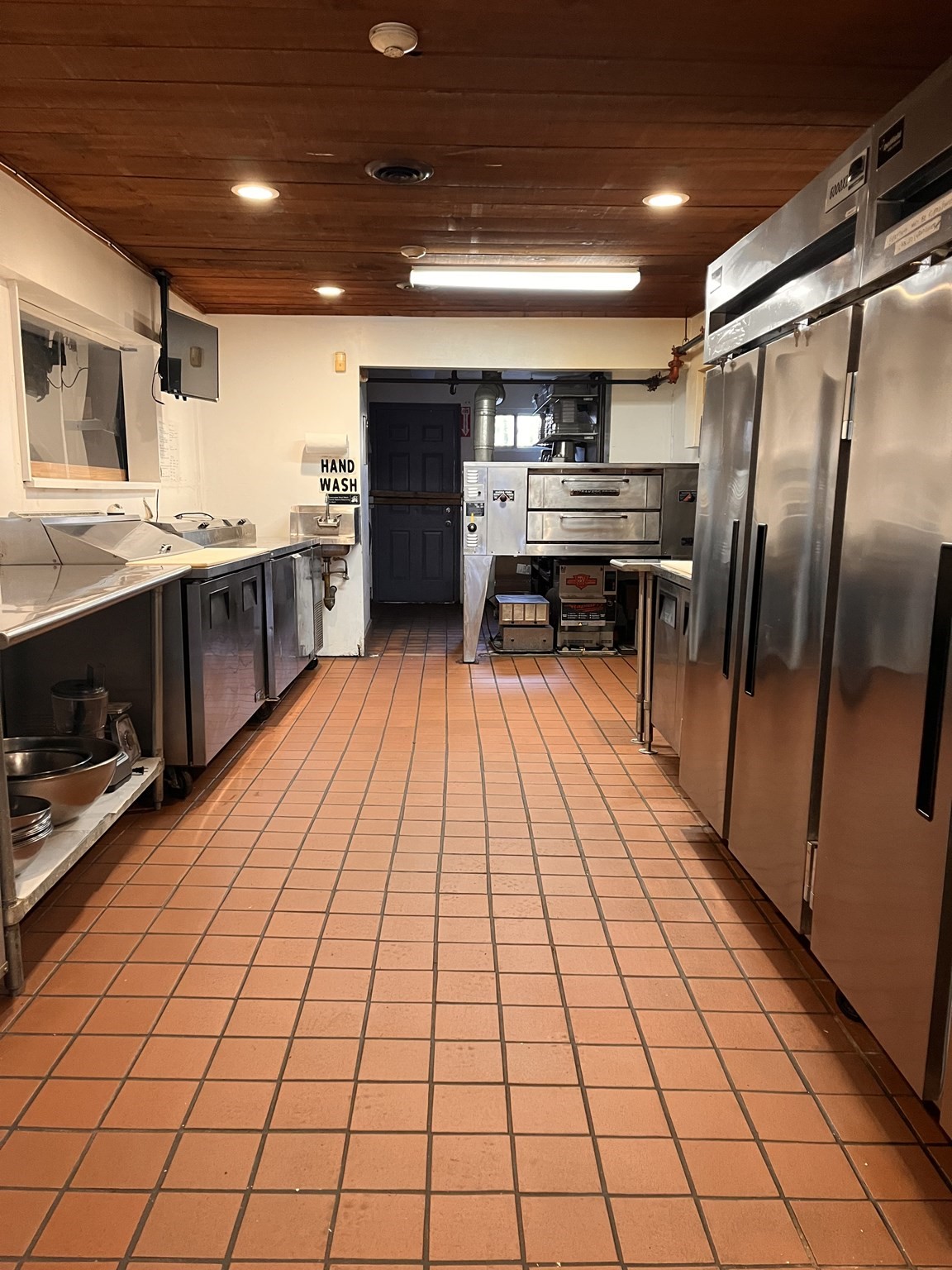 270 Onset Ave Property Photo 12