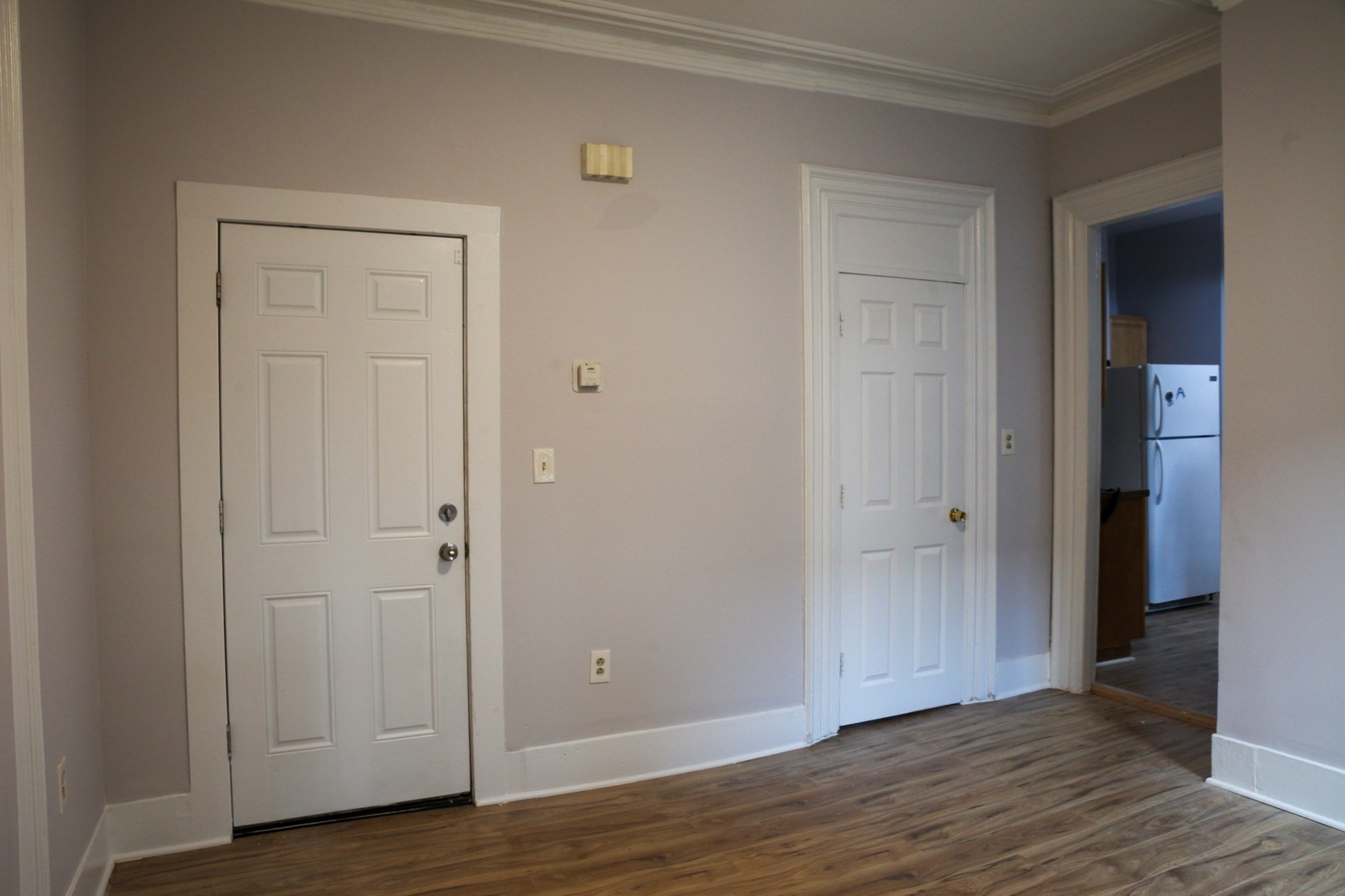 43 Clifford St # 1 Property Photo 2