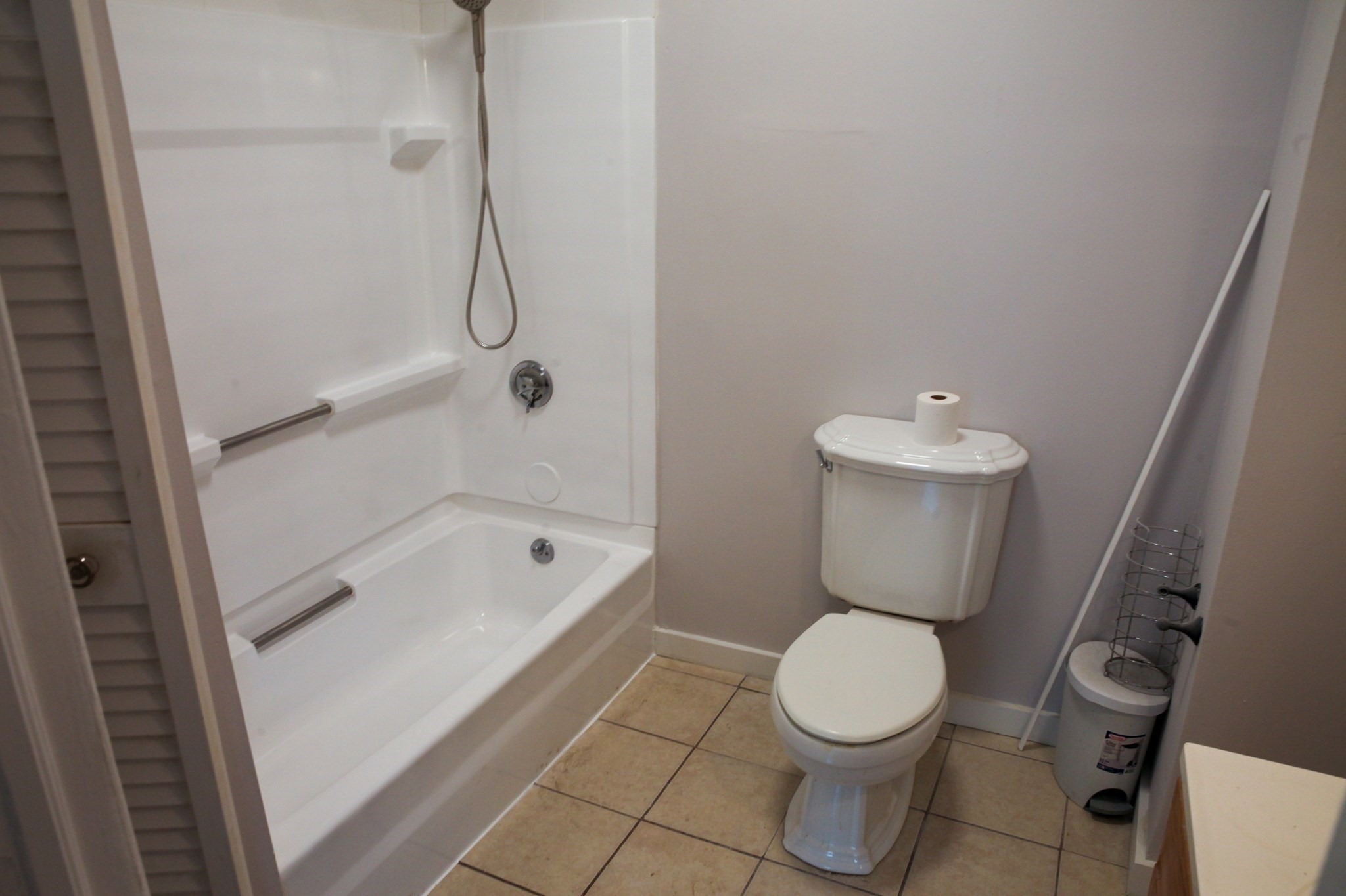 43 Clifford St # 1 Property Photo 14