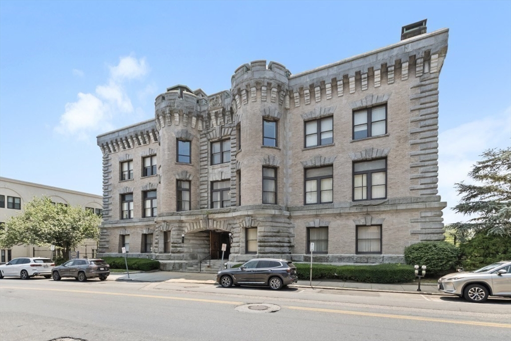 92 High St # T2 Property Photo 8