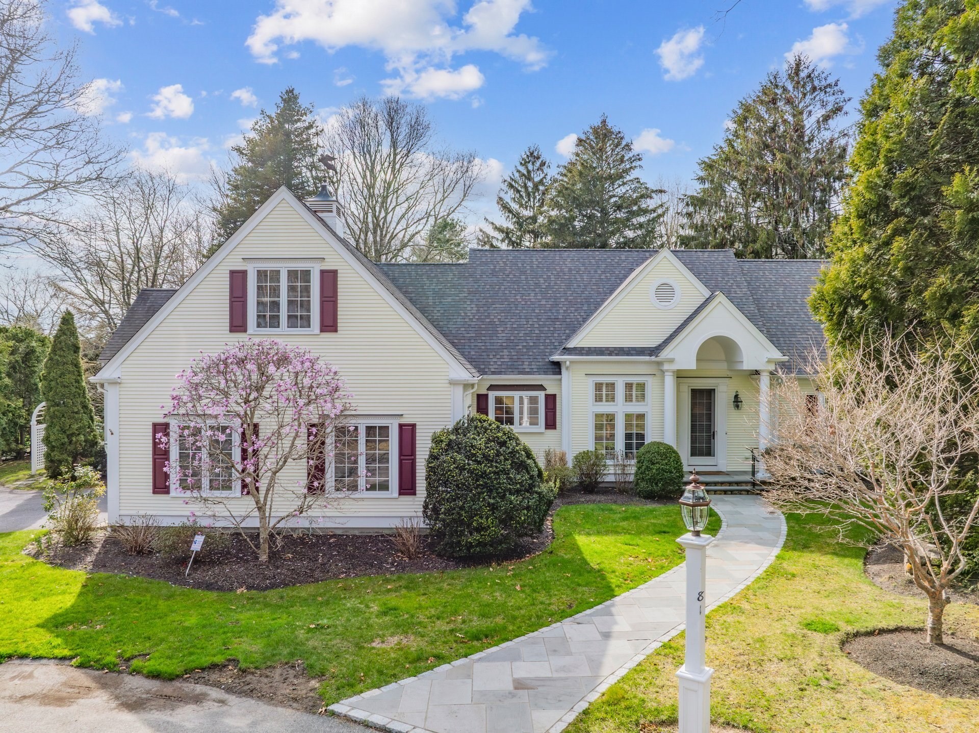 81 Osterville-west Barnstable Rd Property Photo 2