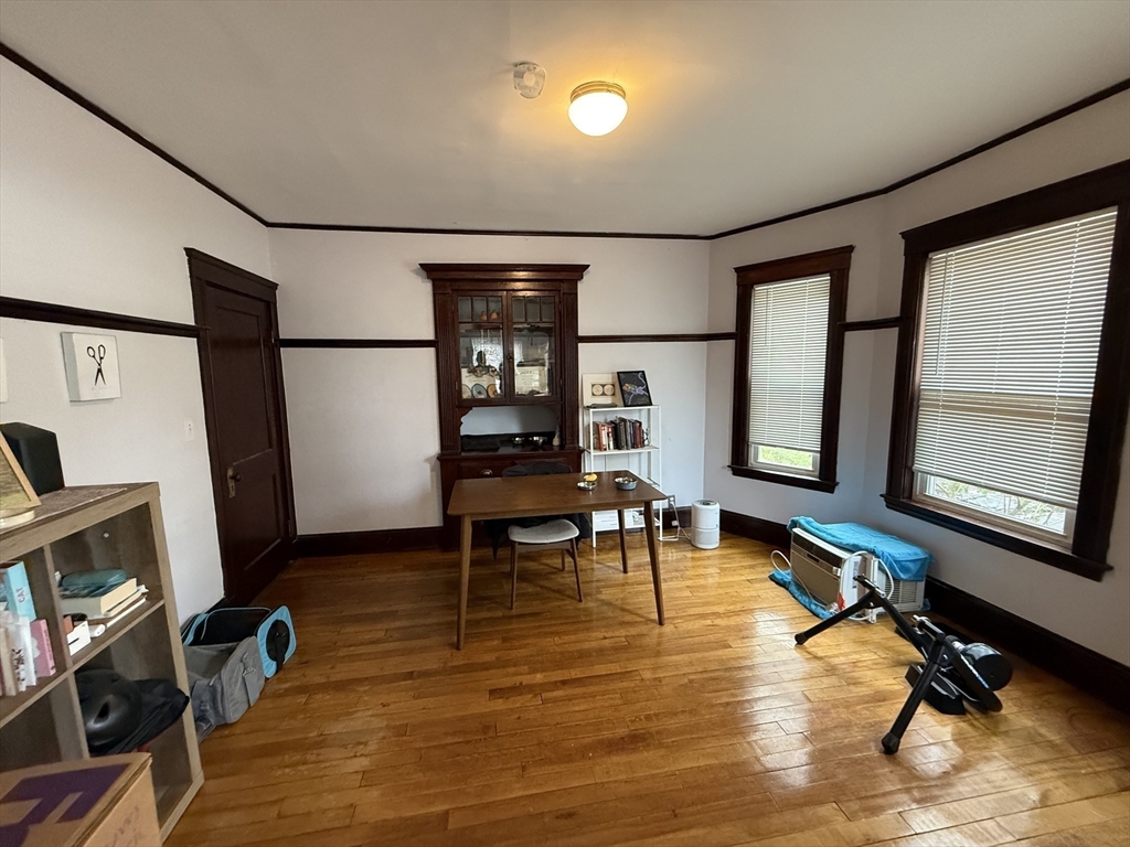 29 Lewis # 1 Property Photo 6
