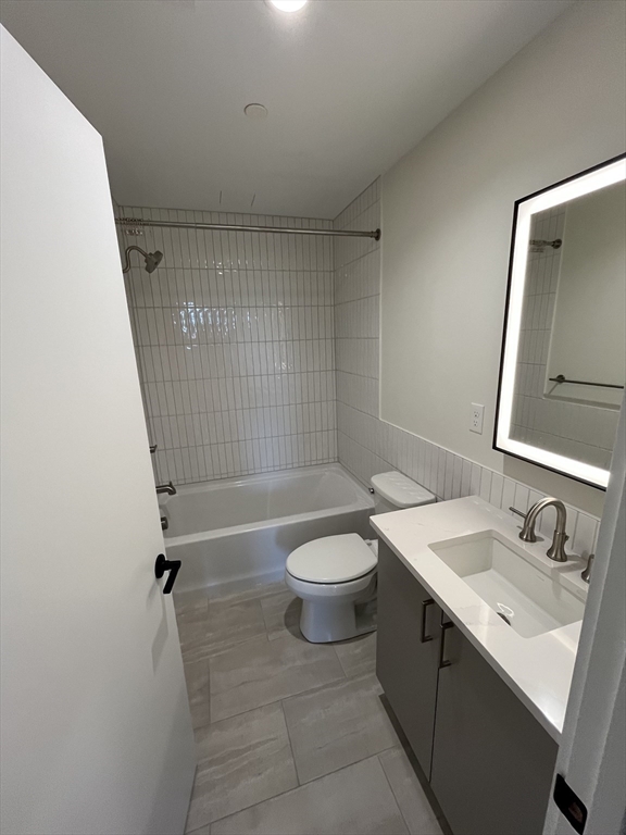 47 Winter Street # 801 Property Photo 18