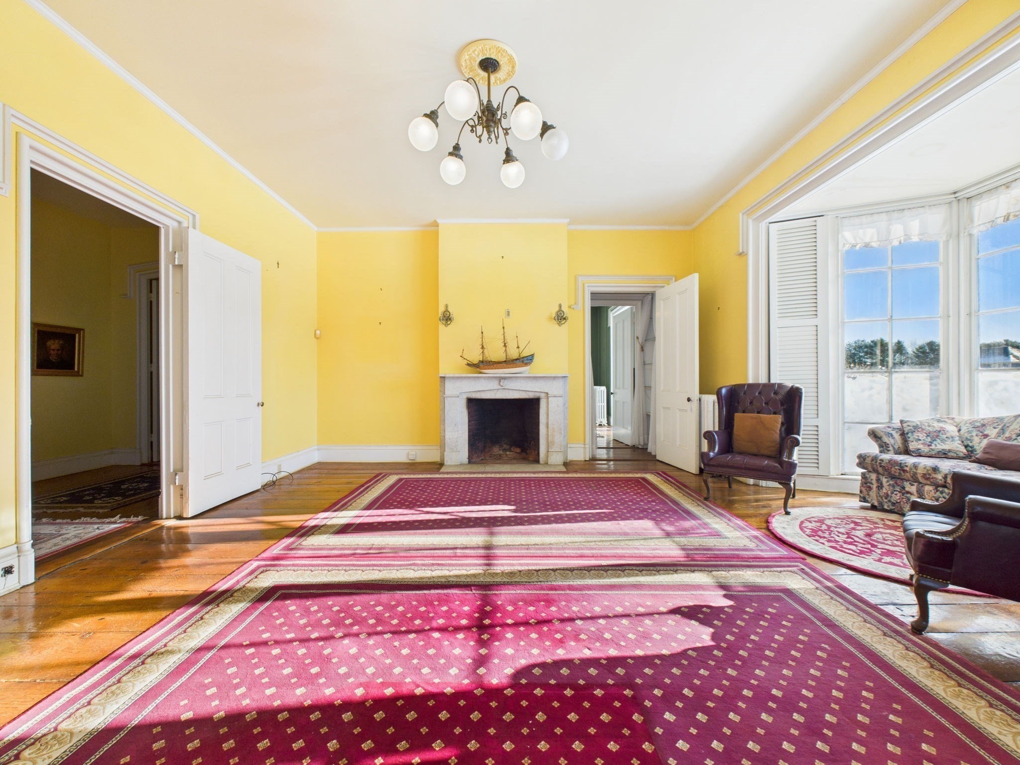 181 Washington Street Property Photo 7
