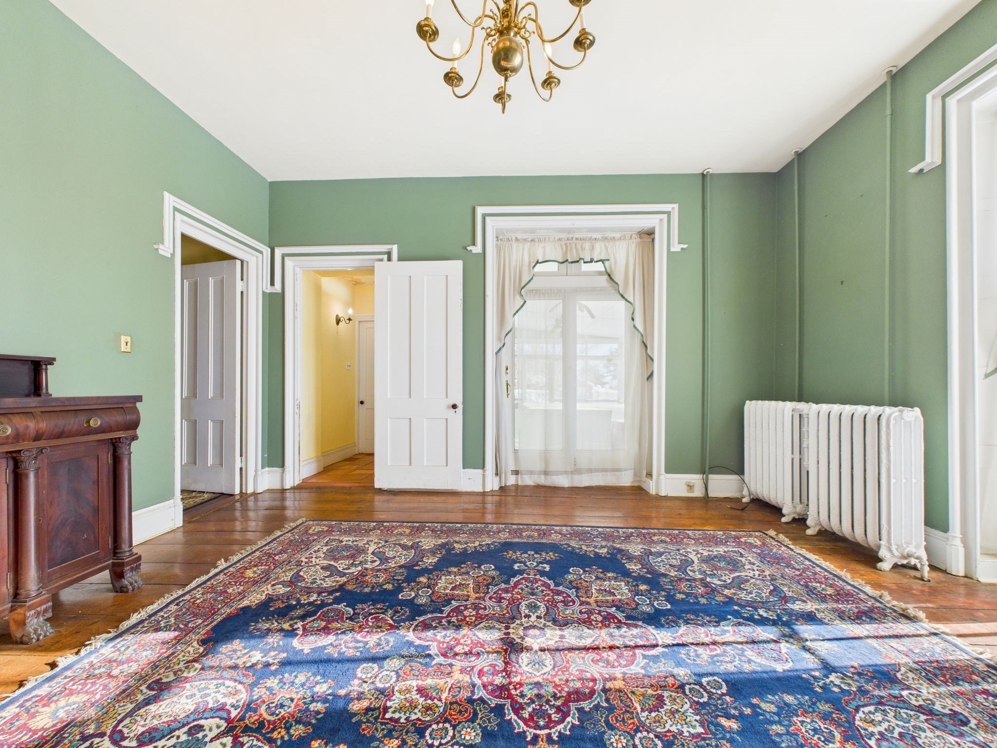 181 Washington Street Property Photo 9