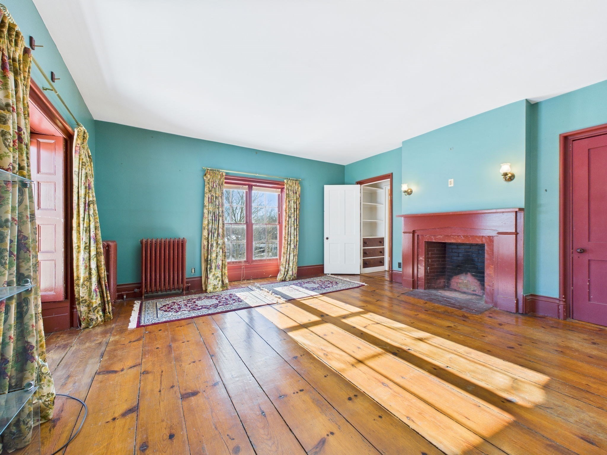 181 Washington Street Property Photo 23