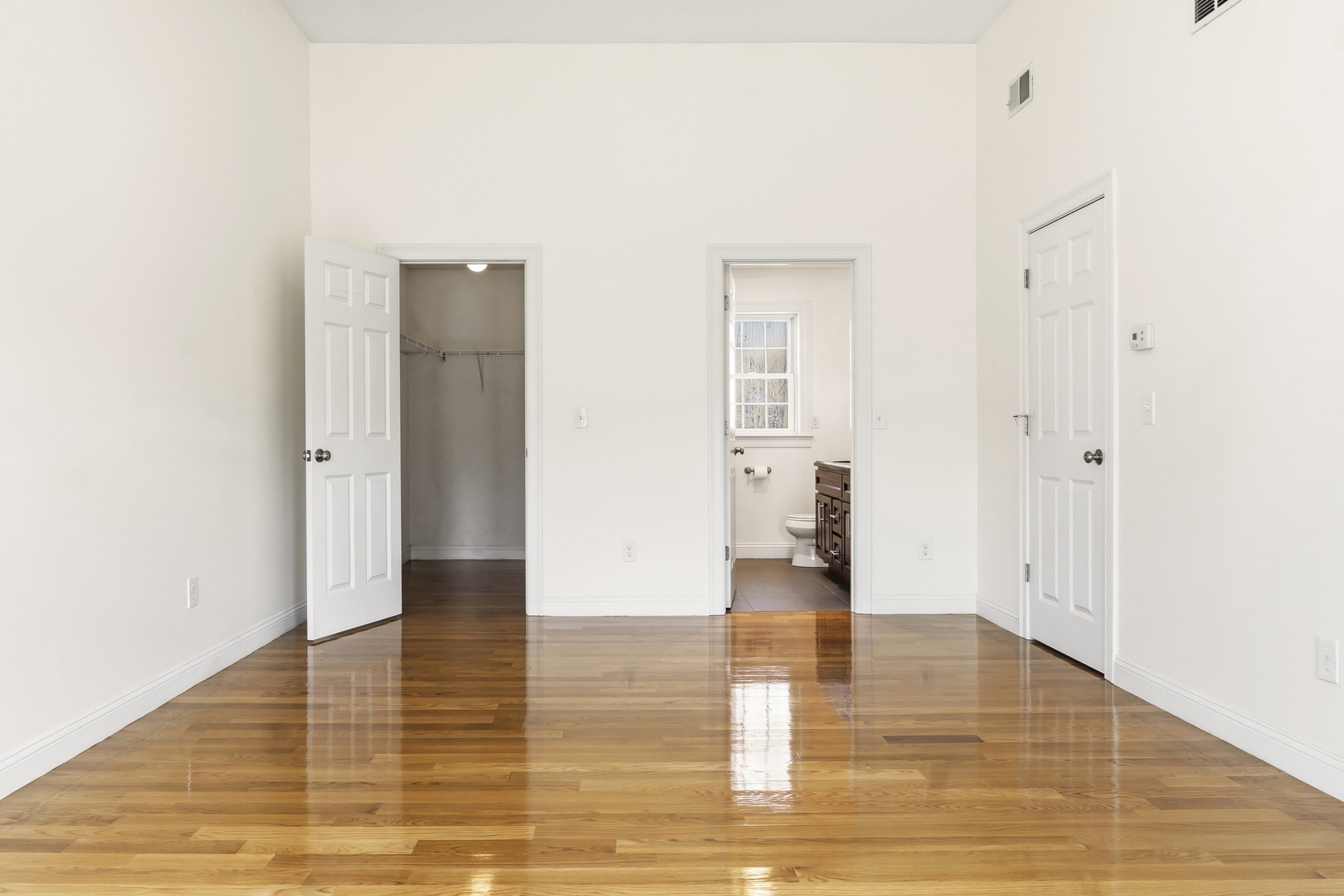 221 Chestnut St Property Photo 15